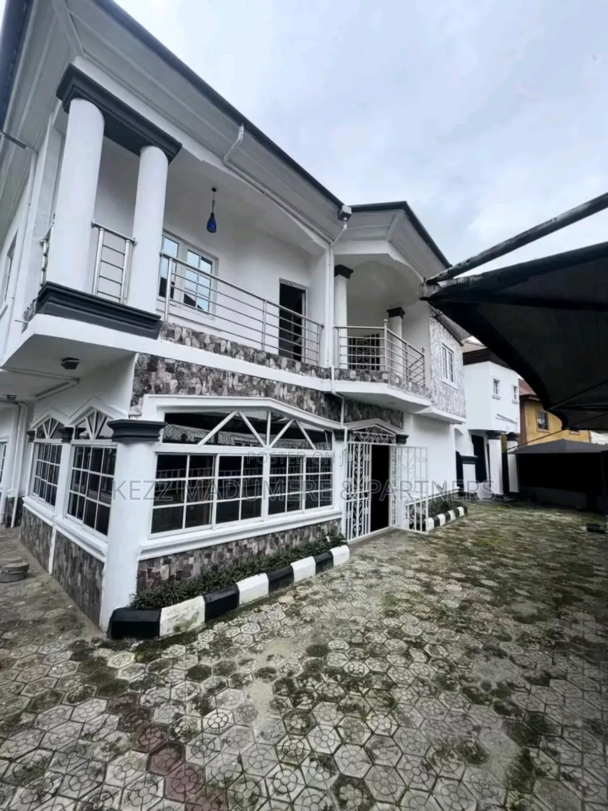 4bdrm Duplex in Doxa , Off Dr Peter for sale