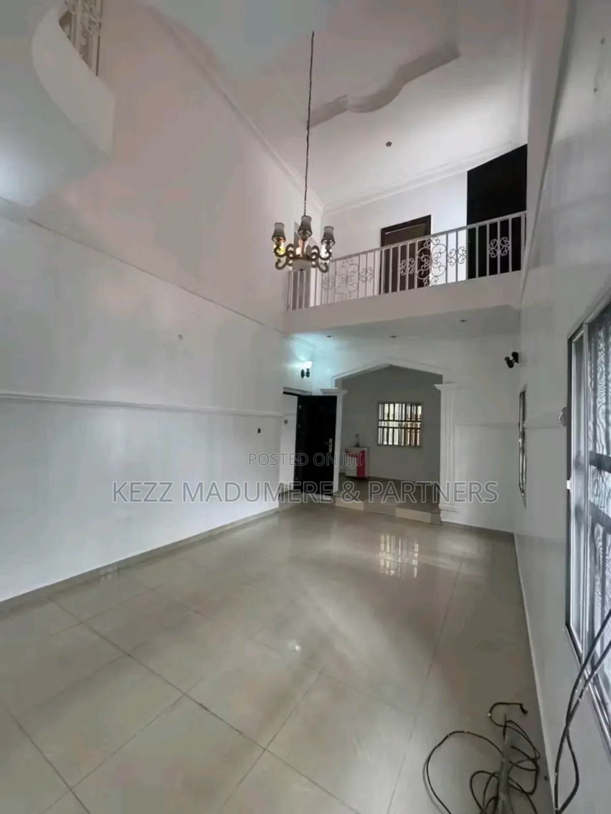 4bdrm Duplex in Doxa , Off Dr Peter for sale