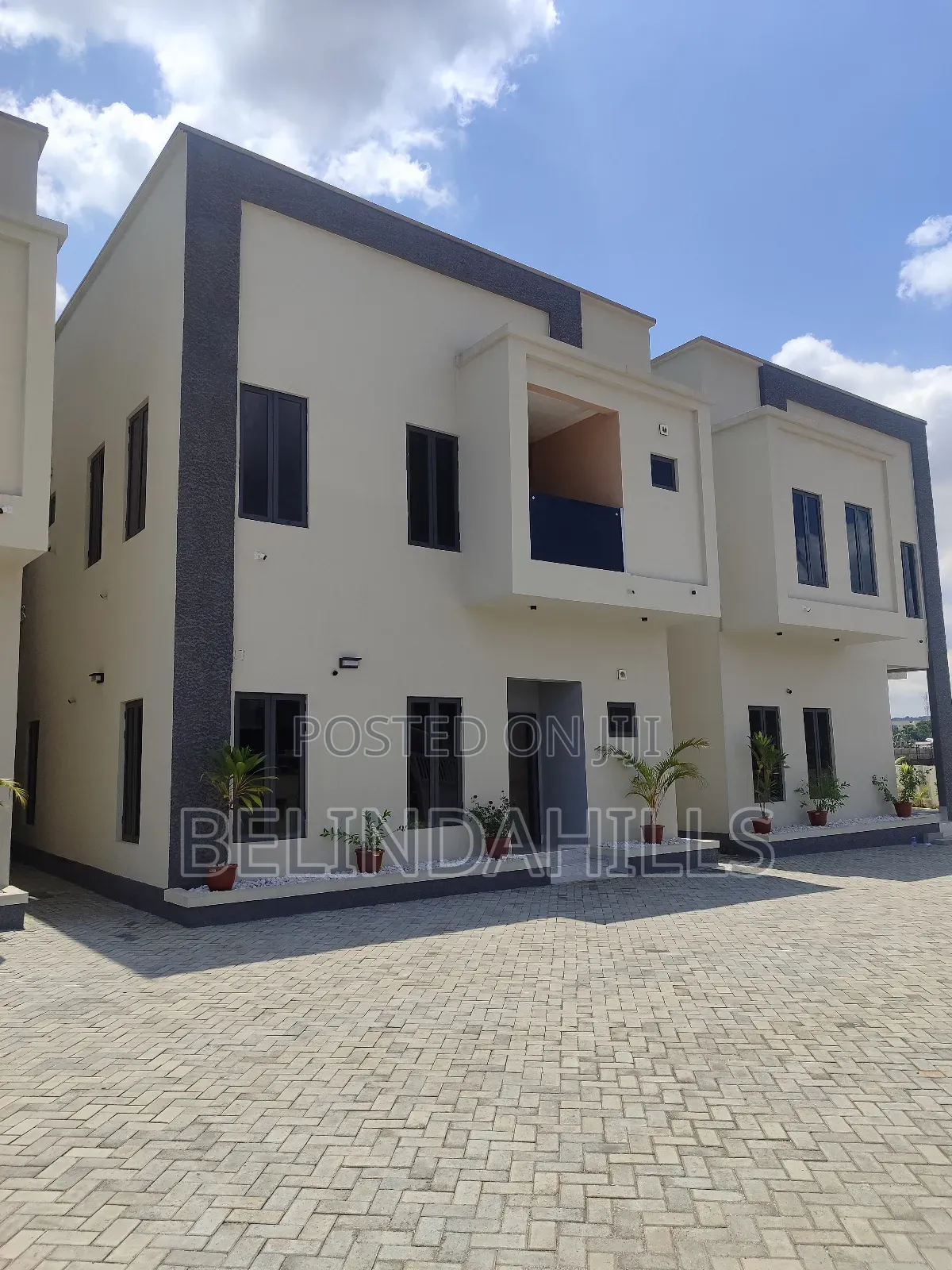 5bdrm Townhouse/Terrace in Kado for sale