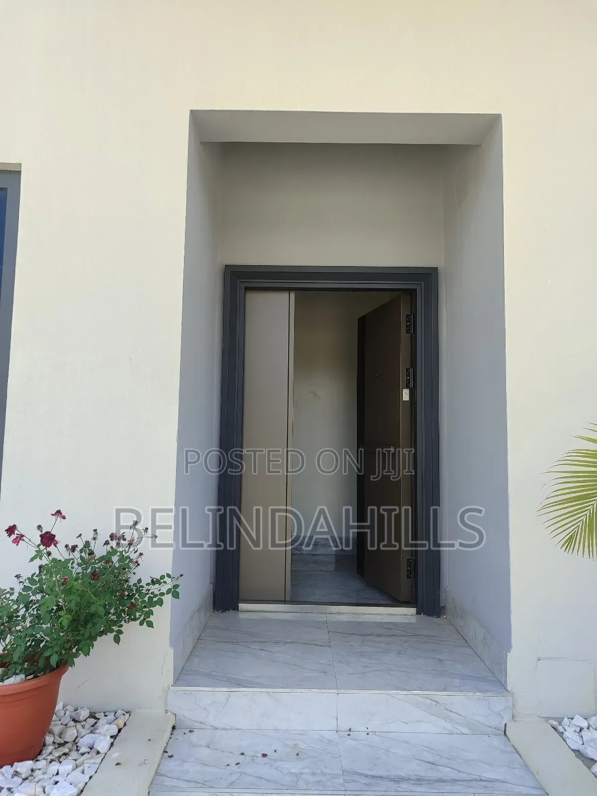 5bdrm Townhouse/Terrace in Kado for sale