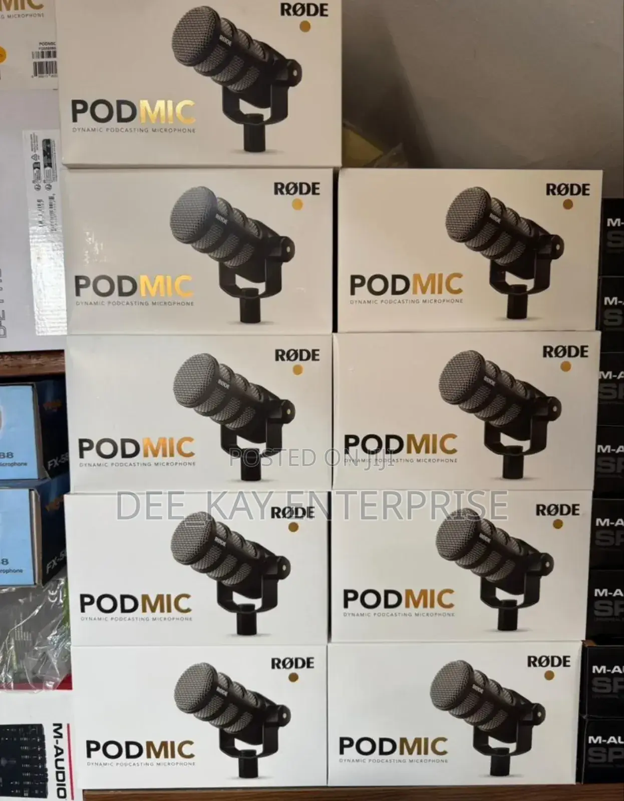 Rode Podmic Dynamic Podcasting Microphone