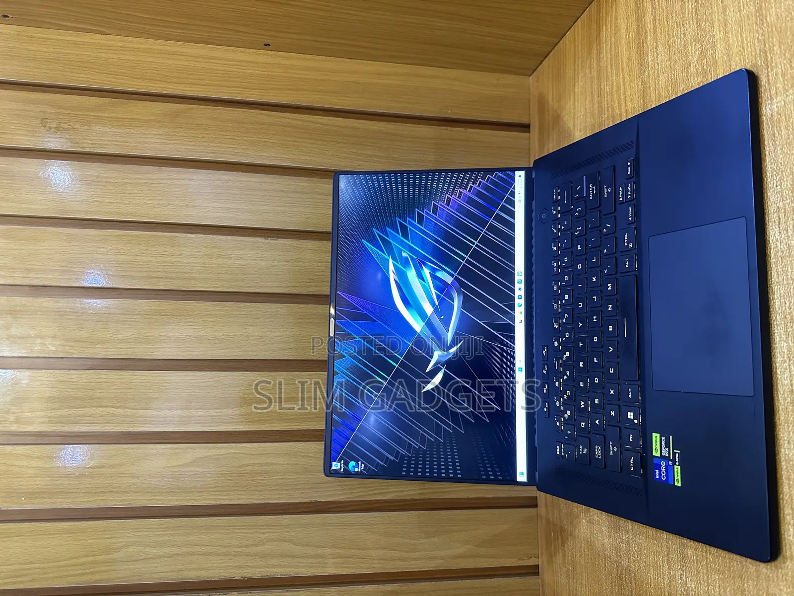 Laptop Asus ROG Zephyrus M16 GU603HR 16GB Intel Core i9 SSD 1T