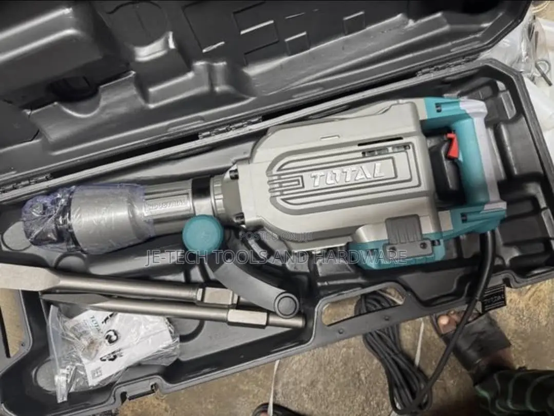 Total Demolition Breaker 1700w