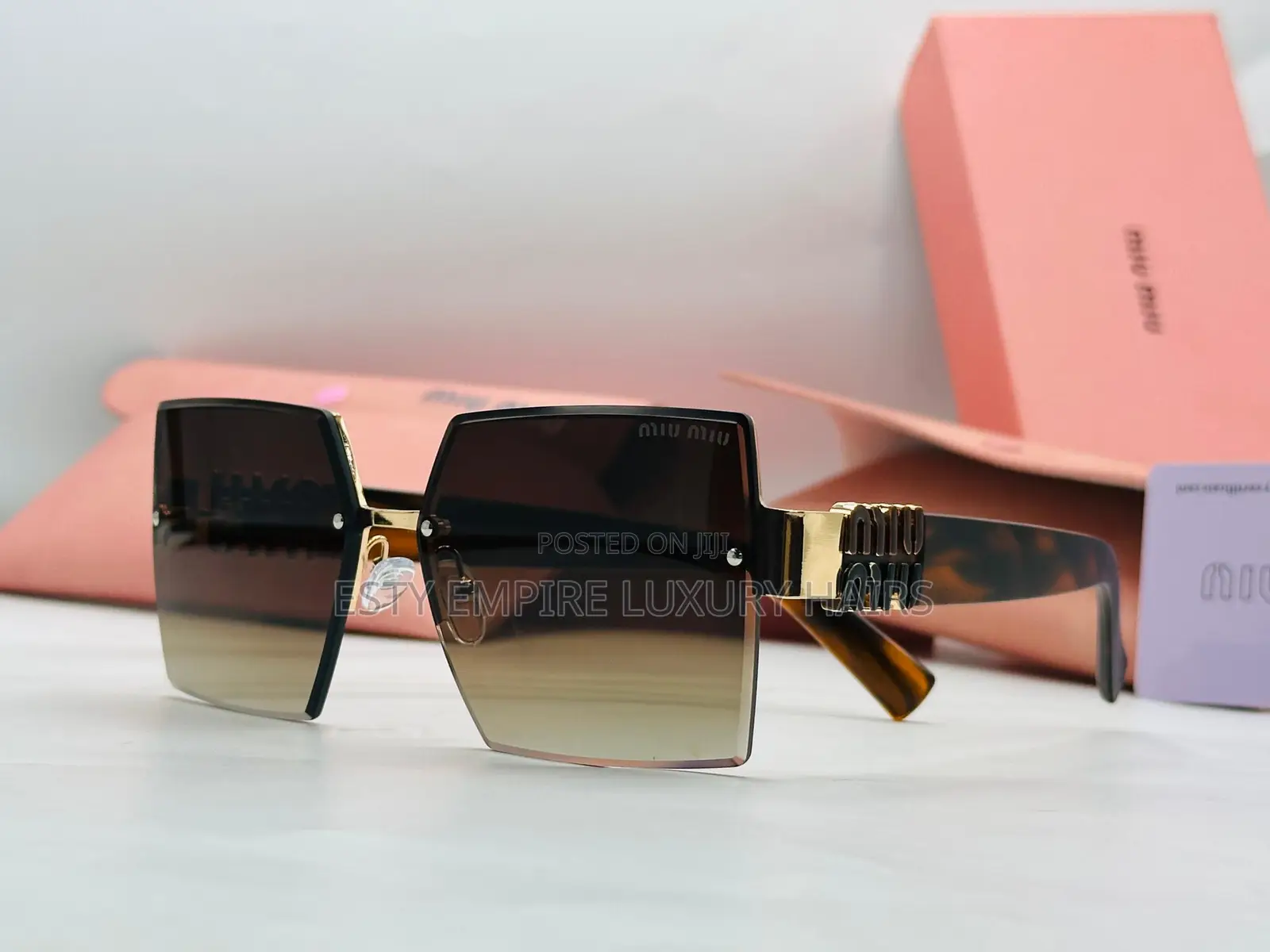 High Quality Luxury Miu Miu Glasses