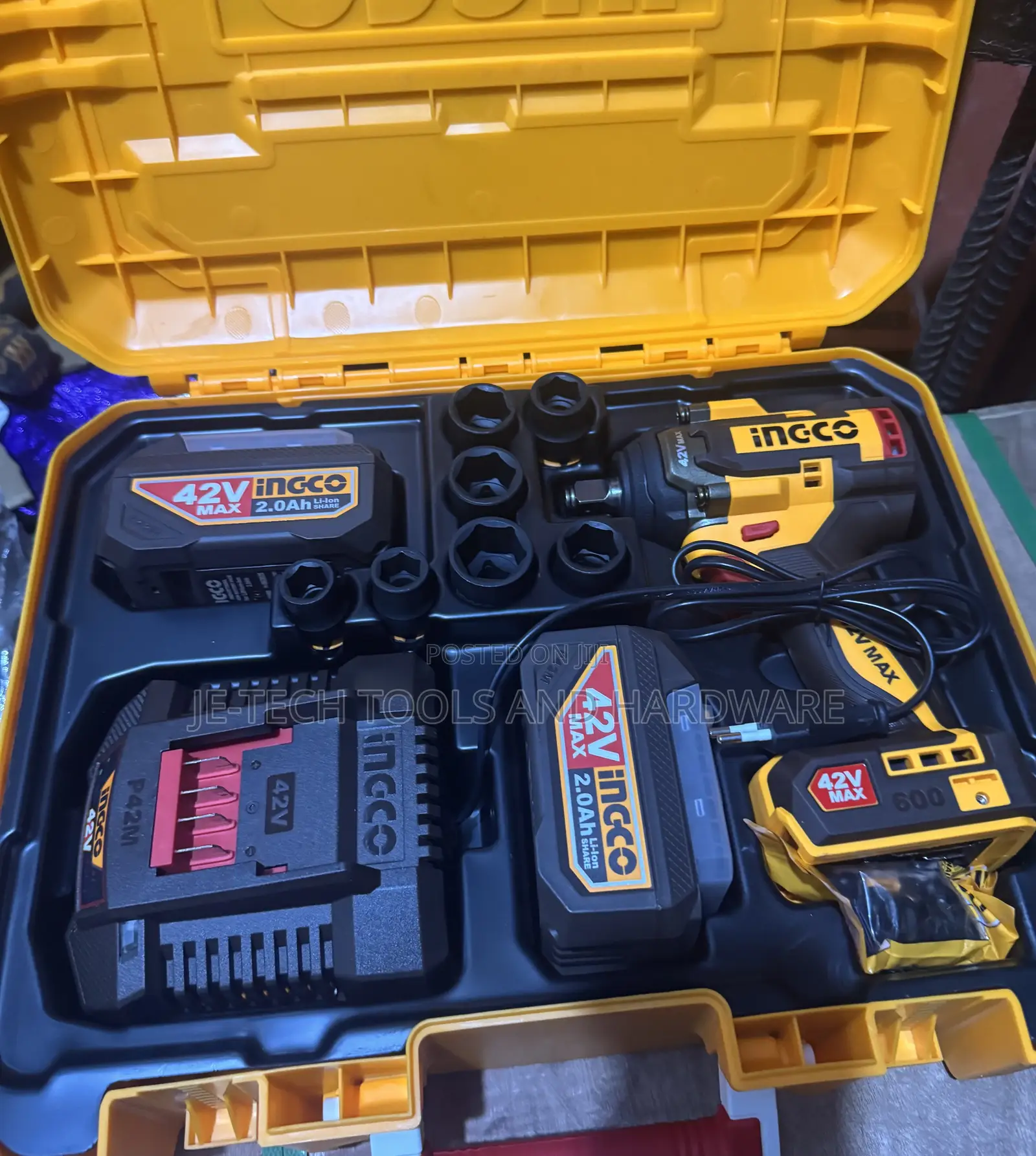 Ingco 42v Cordless Impact Wrench Kit 600nm