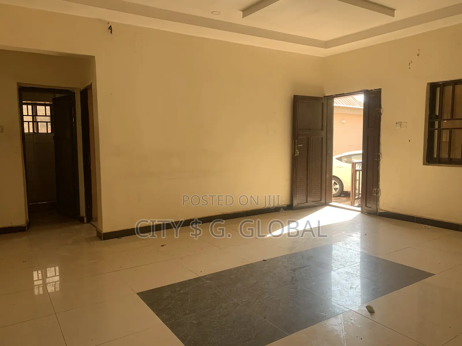 2 Bedroom in Arab Road by Mangotree