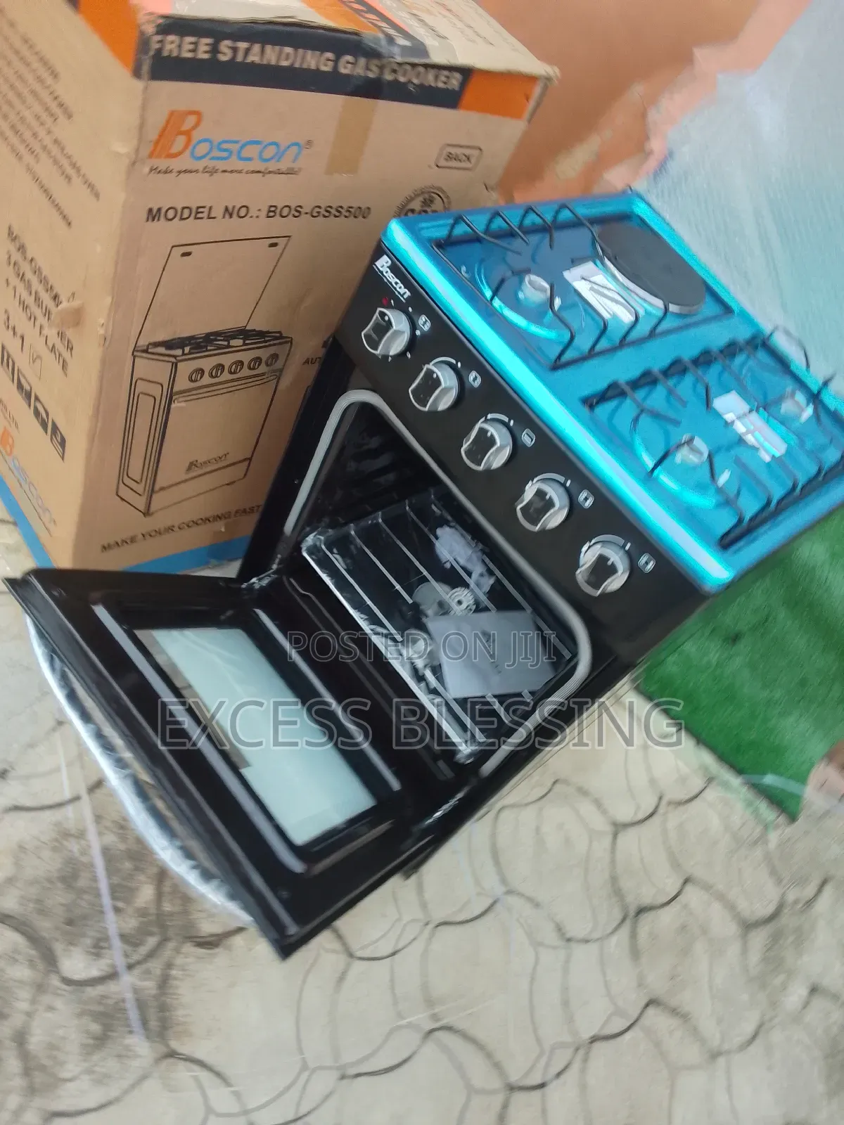 3 Gas Burner+1 Hot Plate Boscon Standing Gas Cooker