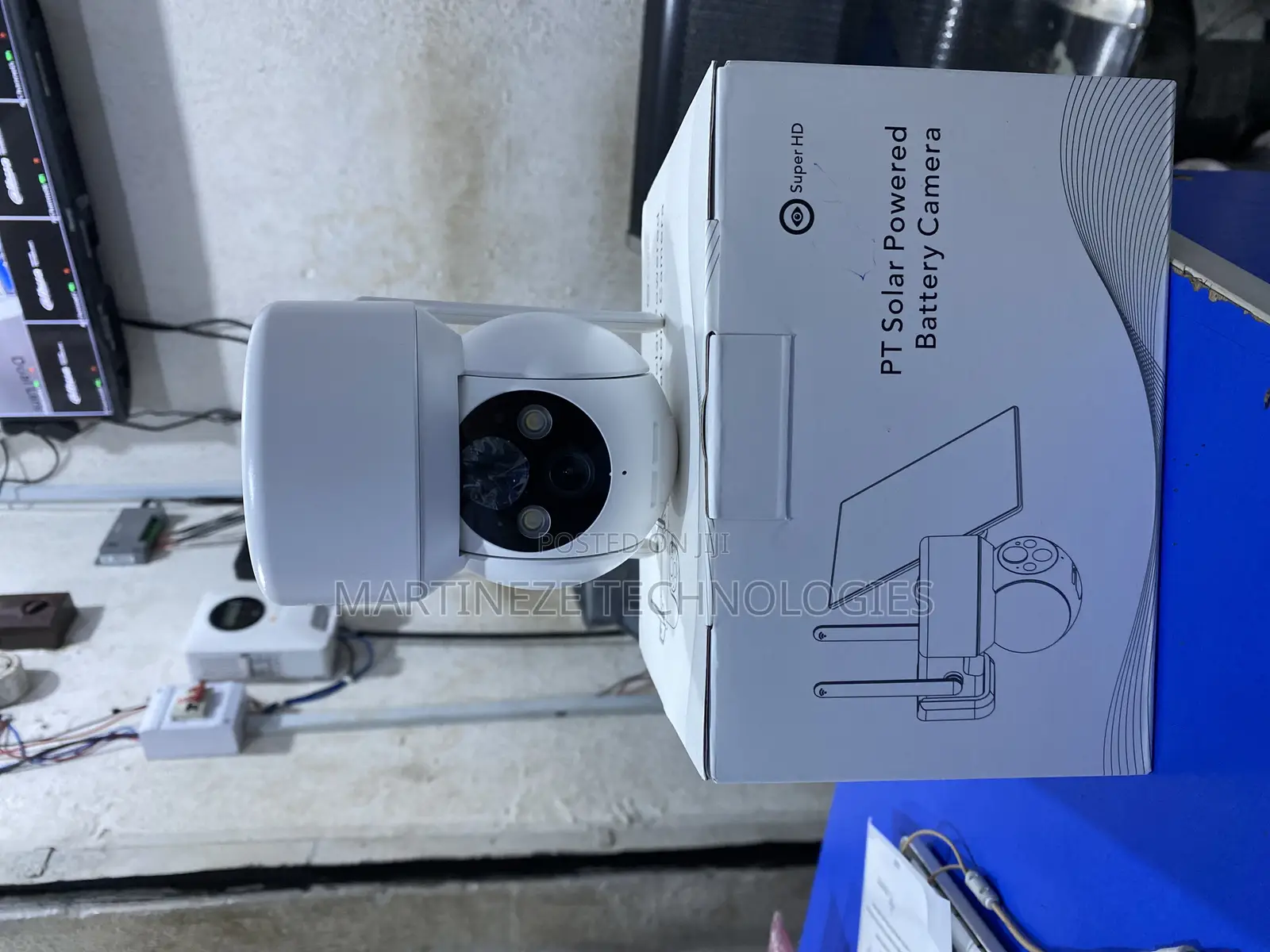 Pt Solar Powered Battery Camera Wi-fi