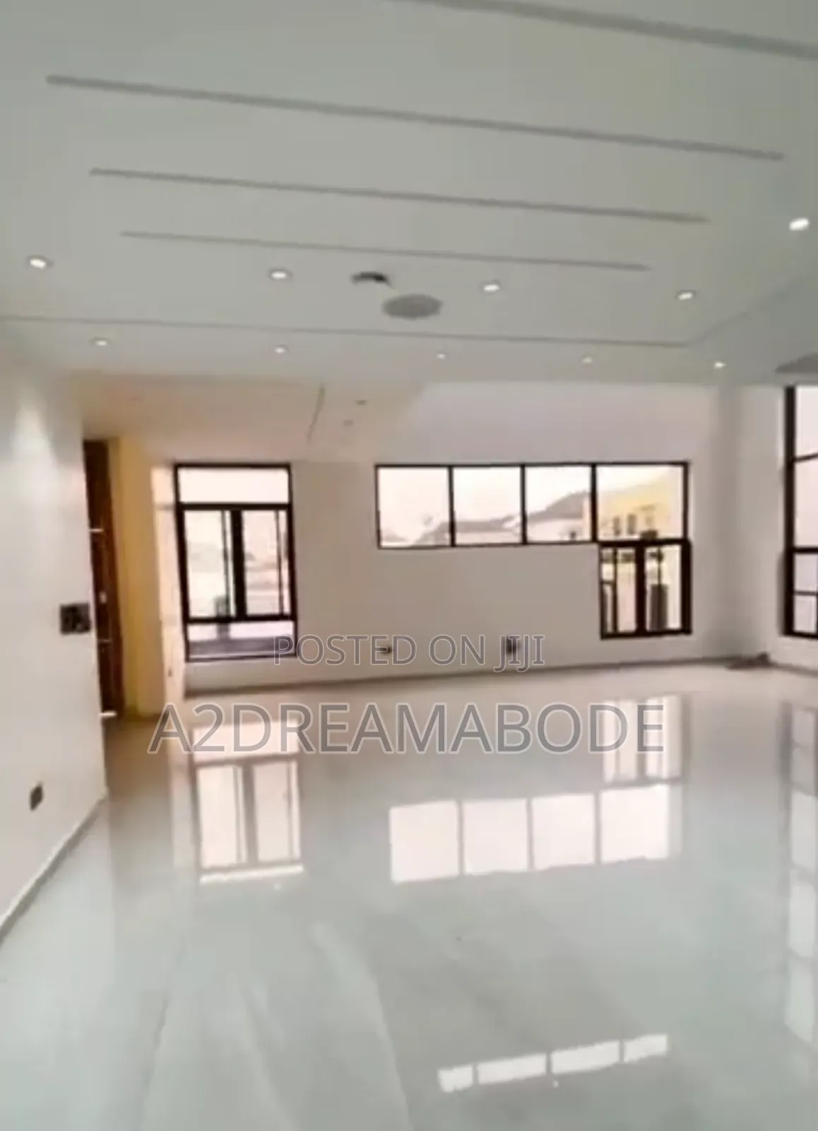 5bdrm Duplex in Royal Garden Estate, Ajah for sale