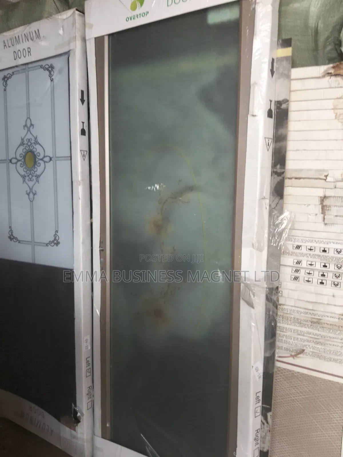 High Quality New Modern Aluminum Glass Toilet Doors 