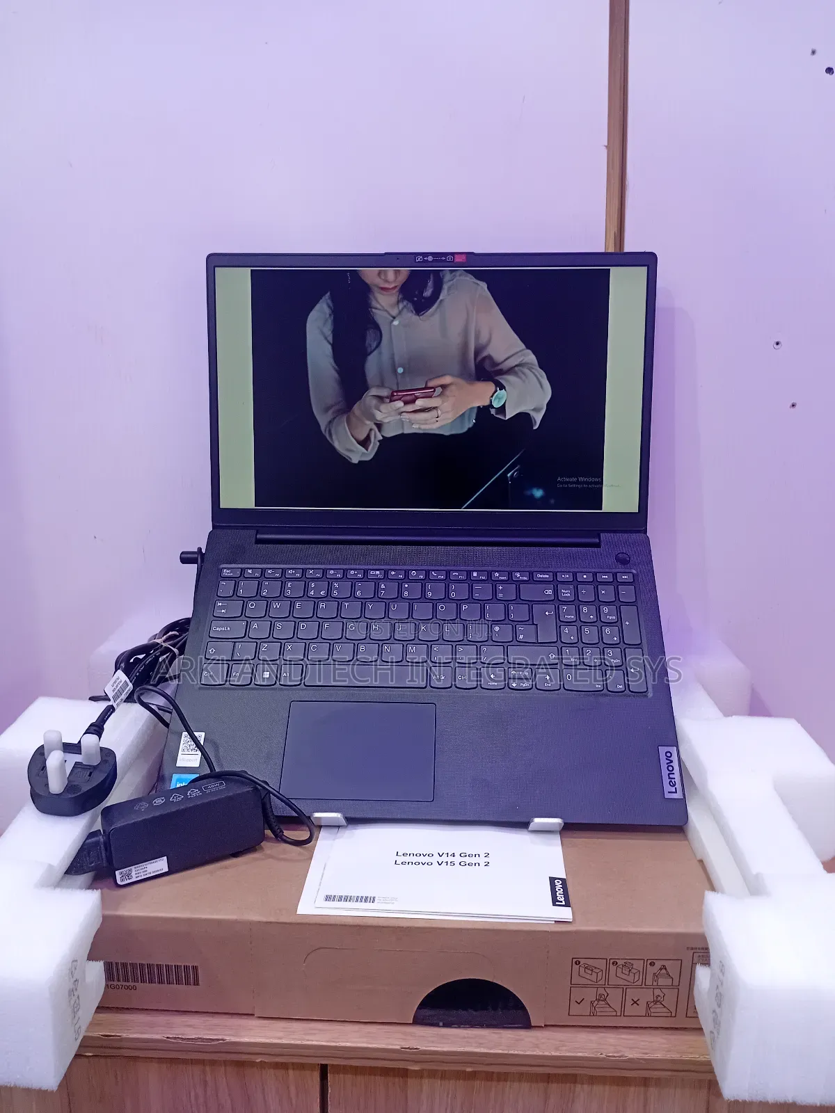 New Laptop Lenovo IdeaPad 320 16GB Intel Core i3 SSD 256GB