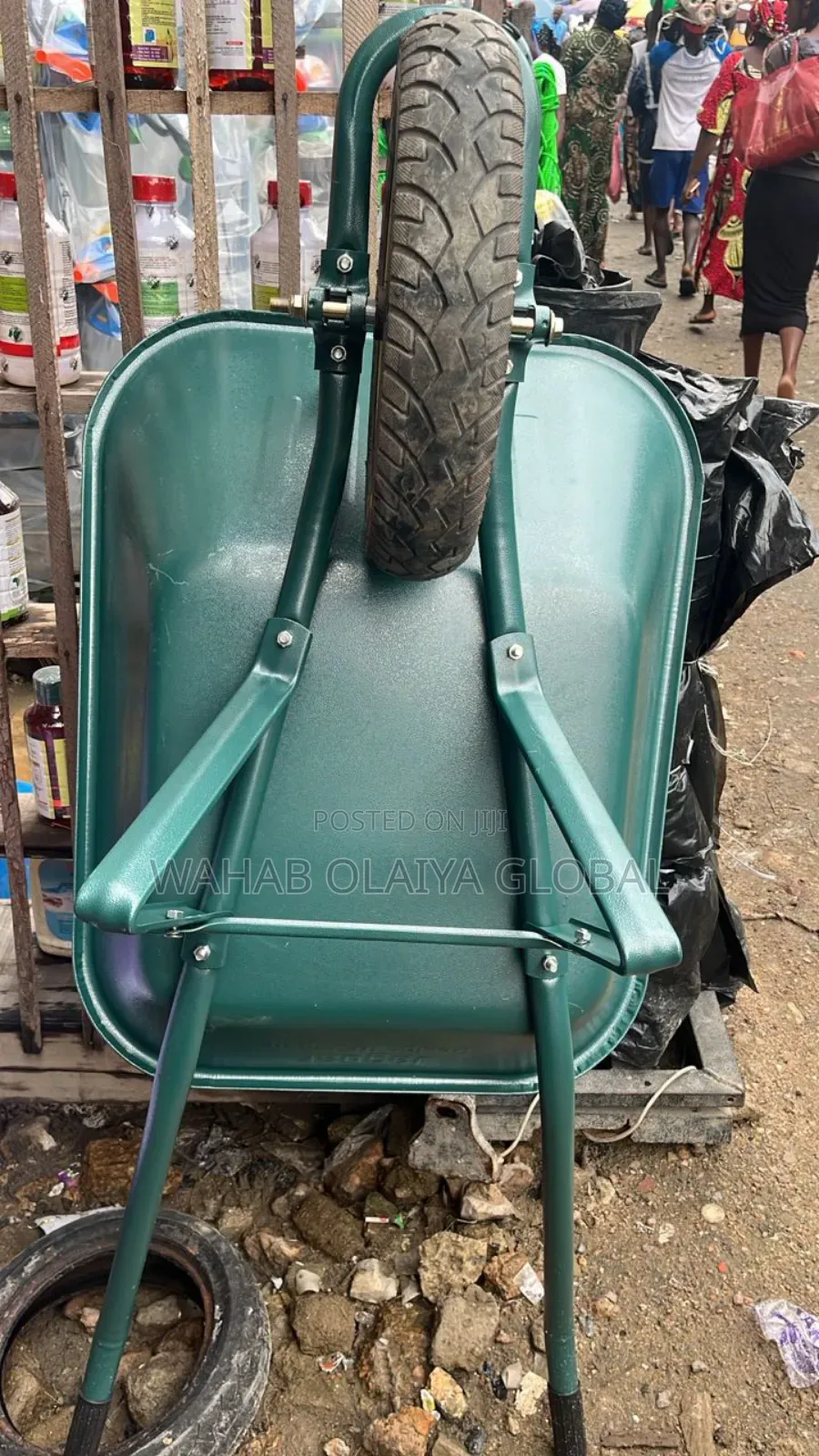Durable Heavy-Duty Wheelbarrow – For Construction Home Use