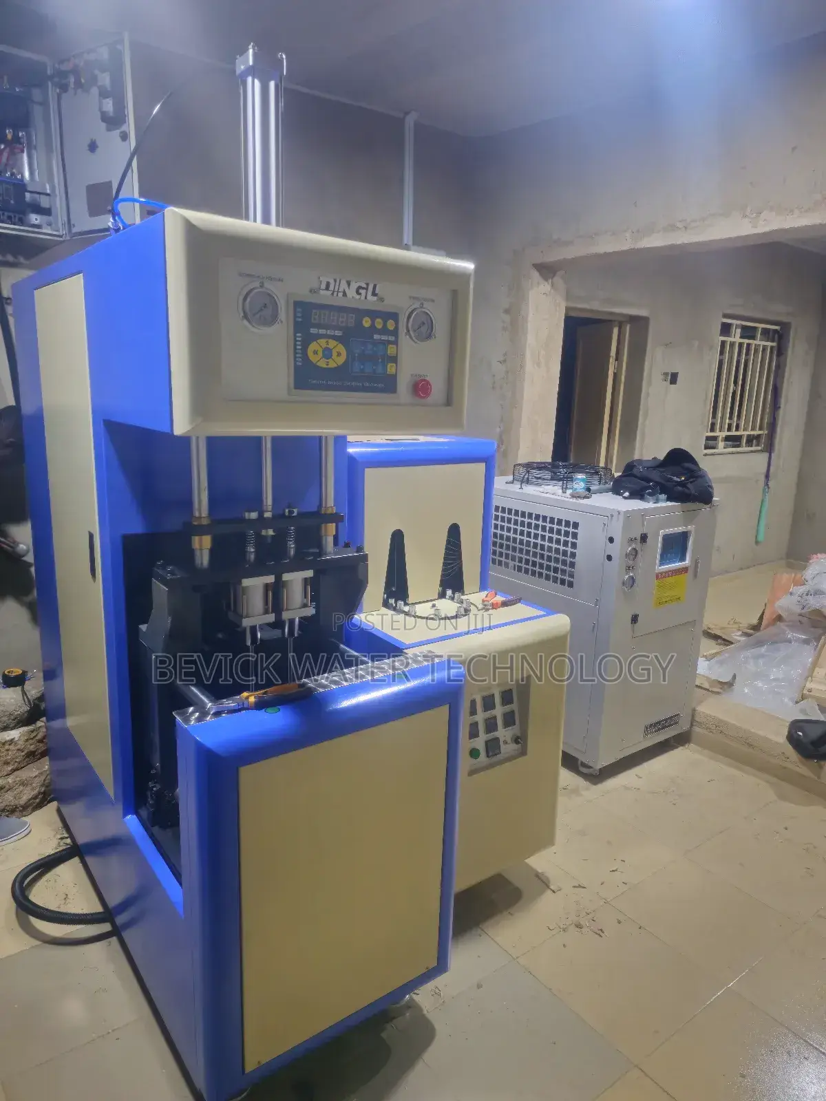 Semi-Automatic Pet Bottle Blower- Affordable Efficient