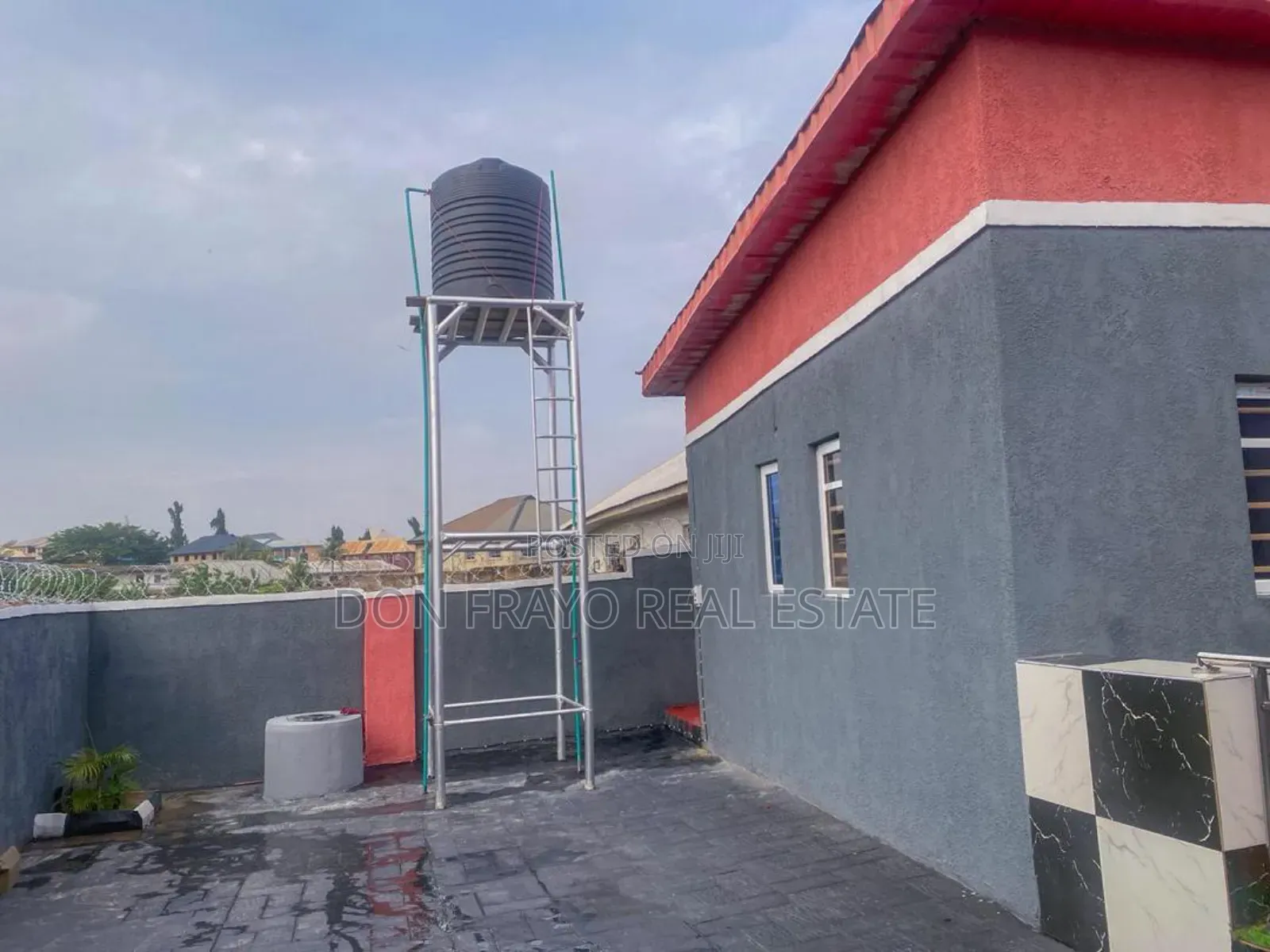 3bdrm Bungalow in Tipper Garage, Akala Express for sale