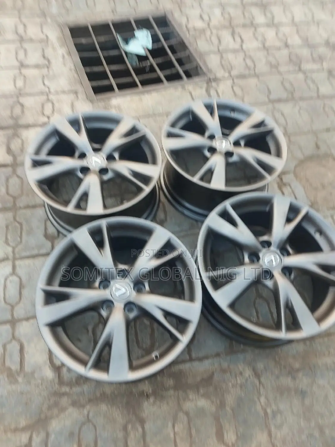 Is250 Alloyed Rim 18inch!