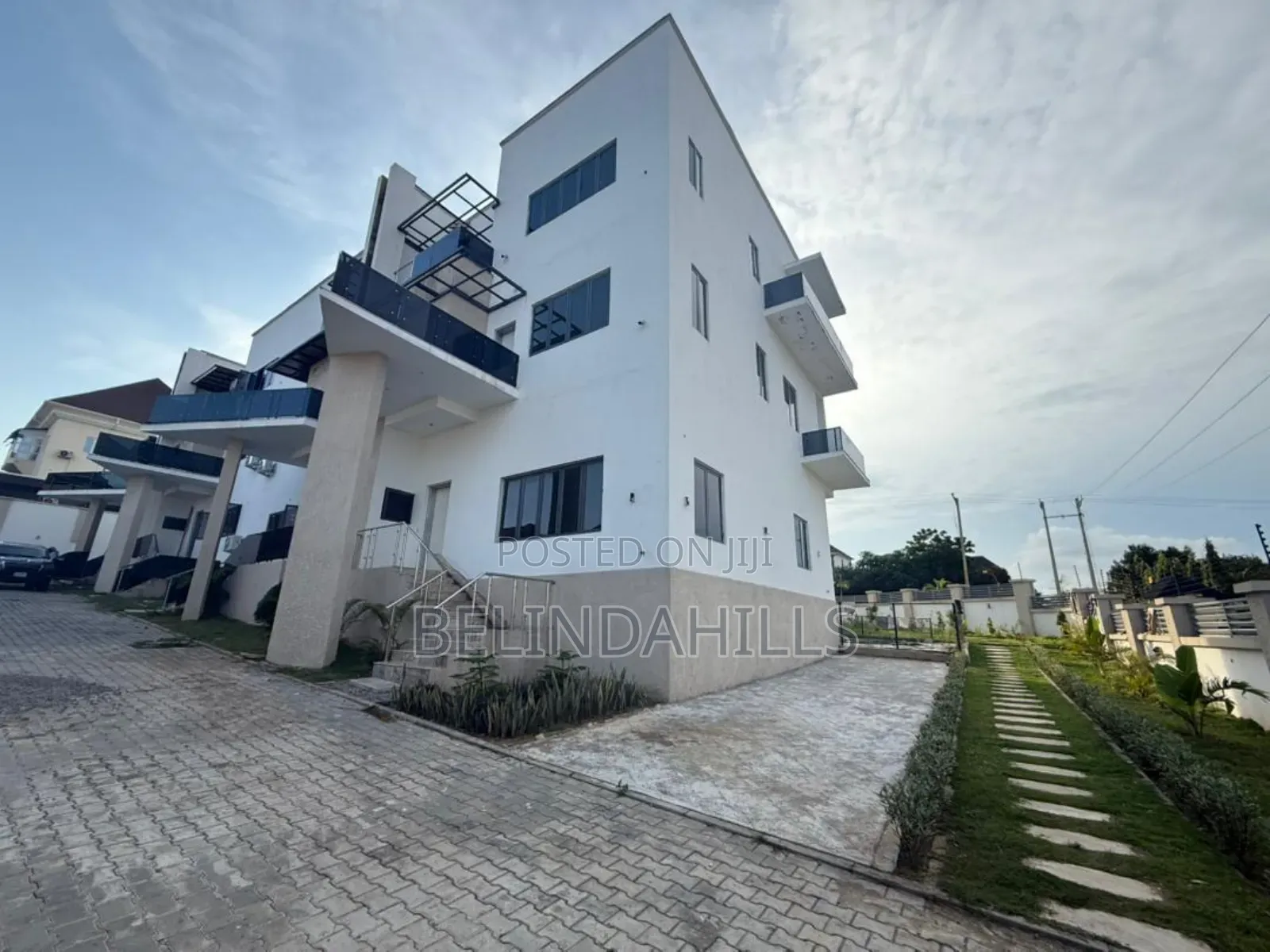 4bdrm Townhouse / Terrace in Asokoro for rent