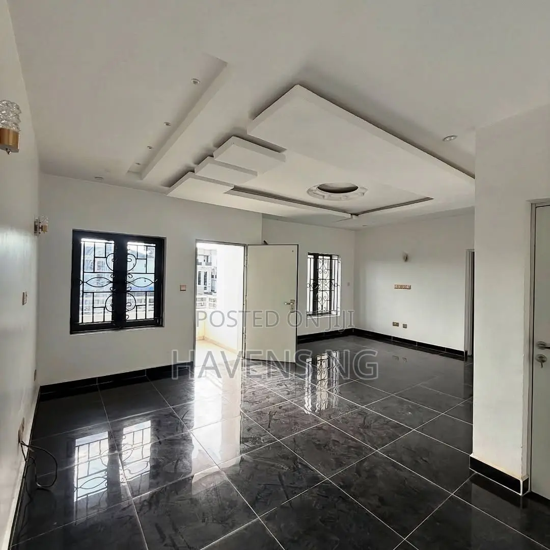 4bdrm Duplex in Jahi for sale