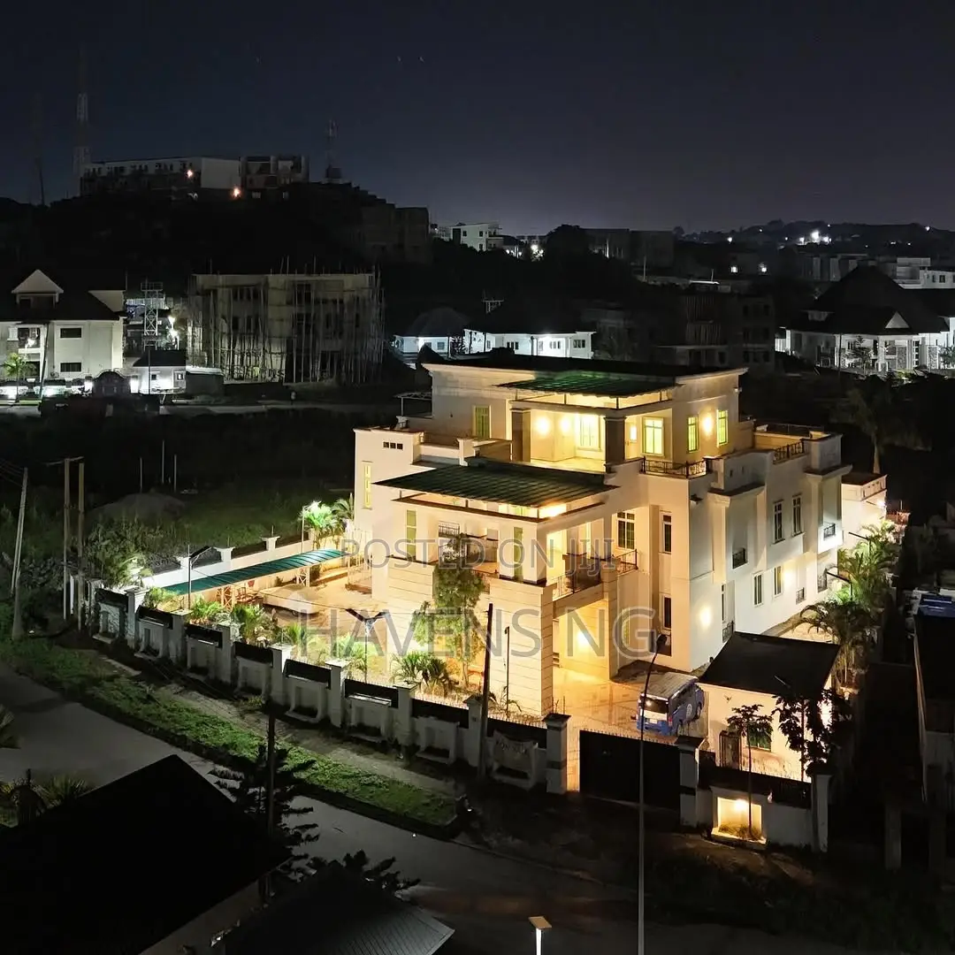 7bdrm Mansion in Guzape District for sale