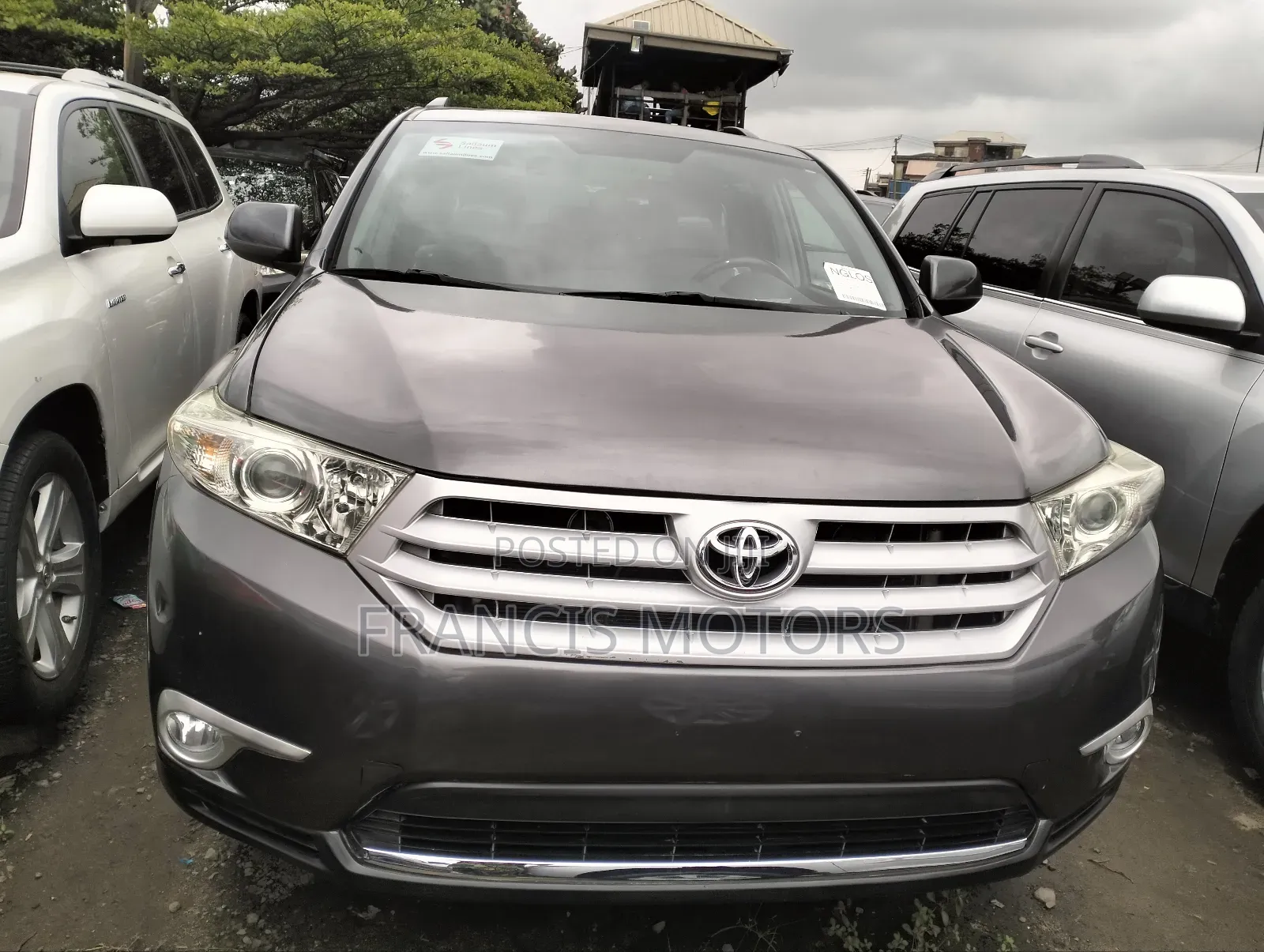 Toyota Highlander 3.5L 4WD 2013 Gray