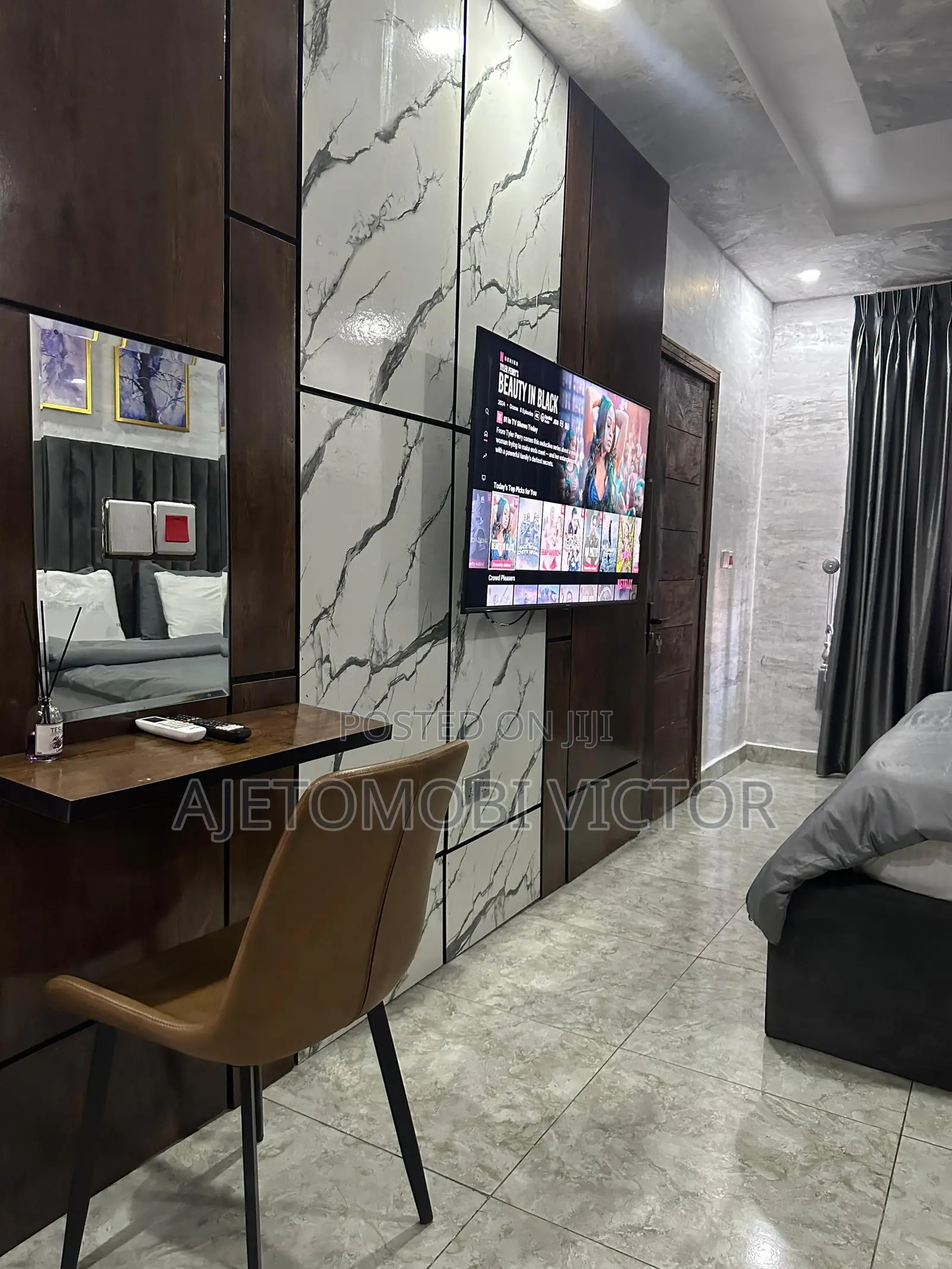 Luxury 1bedroom Highrise Apartment