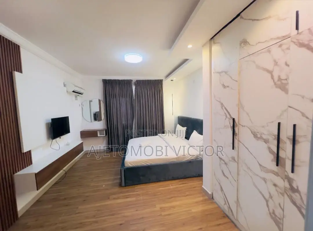 Waterfront Luxury 3bedroom Apartment