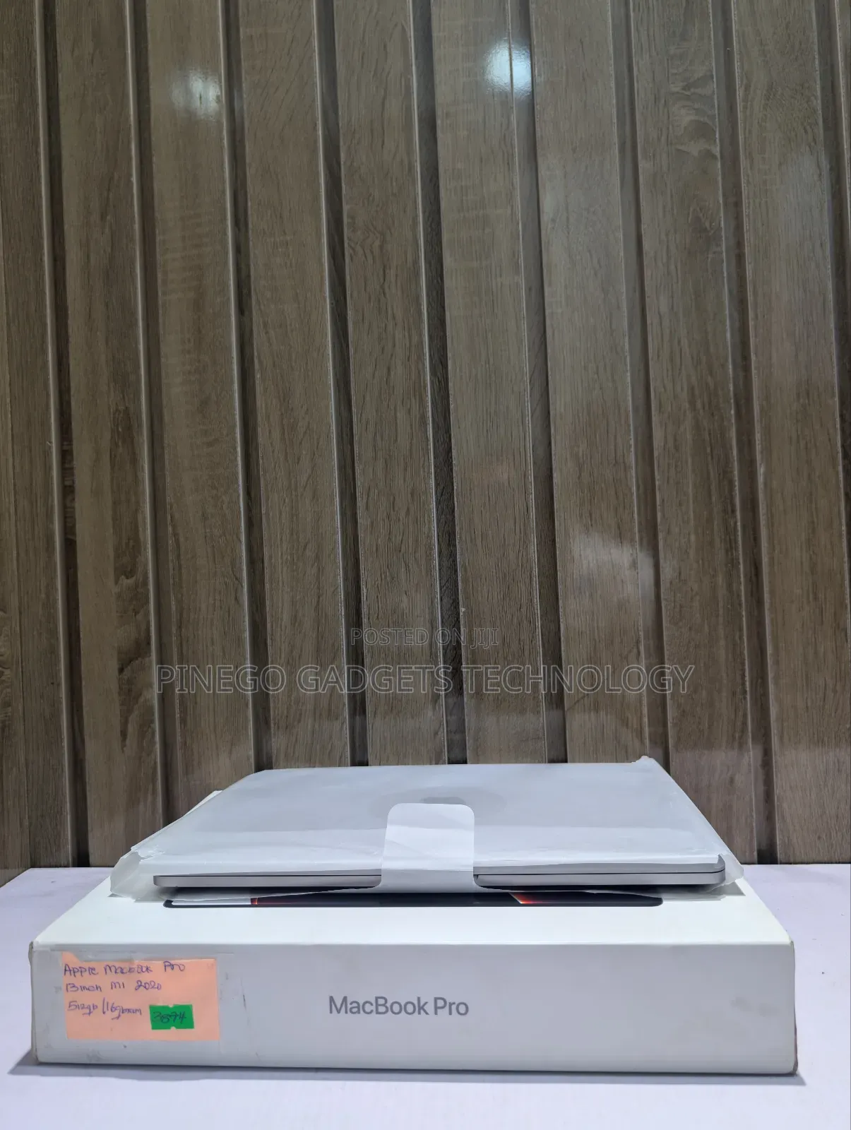 Laptop Apple MacBook Pro 2020 M1 16GB Apple M1 Pro SSD 512GB