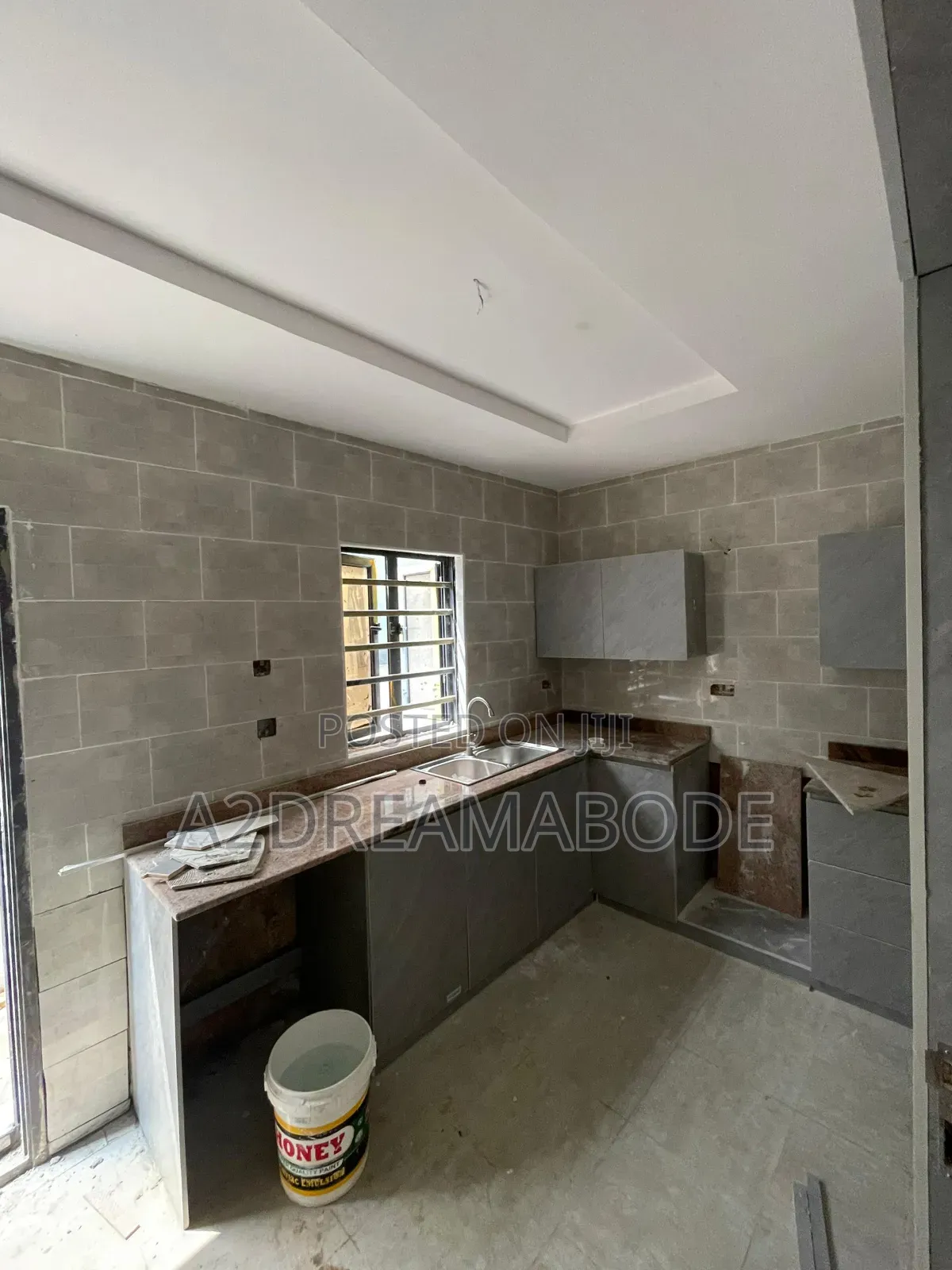 3bdrm Duplex in Olowora, Magodo for sale
