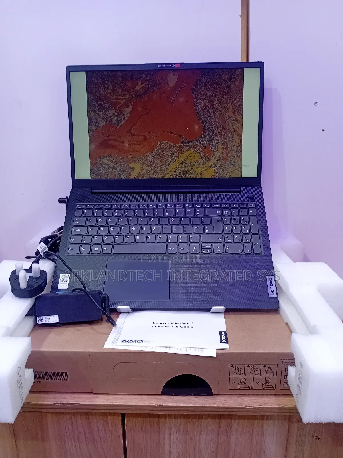 New Laptop Lenovo IdeaPad 530S 8GB Intel Core i3 SSD 512GB