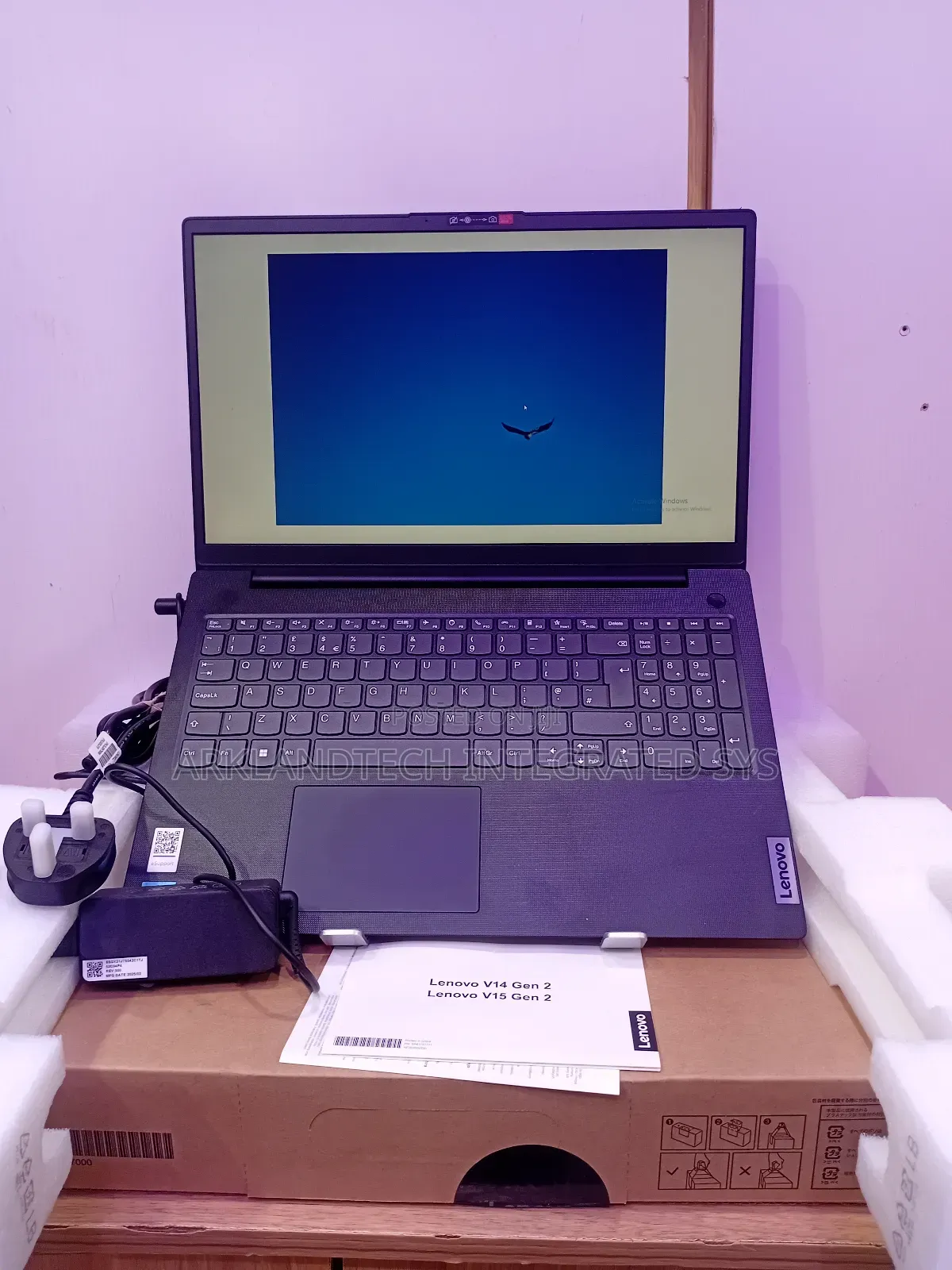 New Laptop Lenovo IdeaPad S10-3 8GB Intel Core i3 SSD 512GB