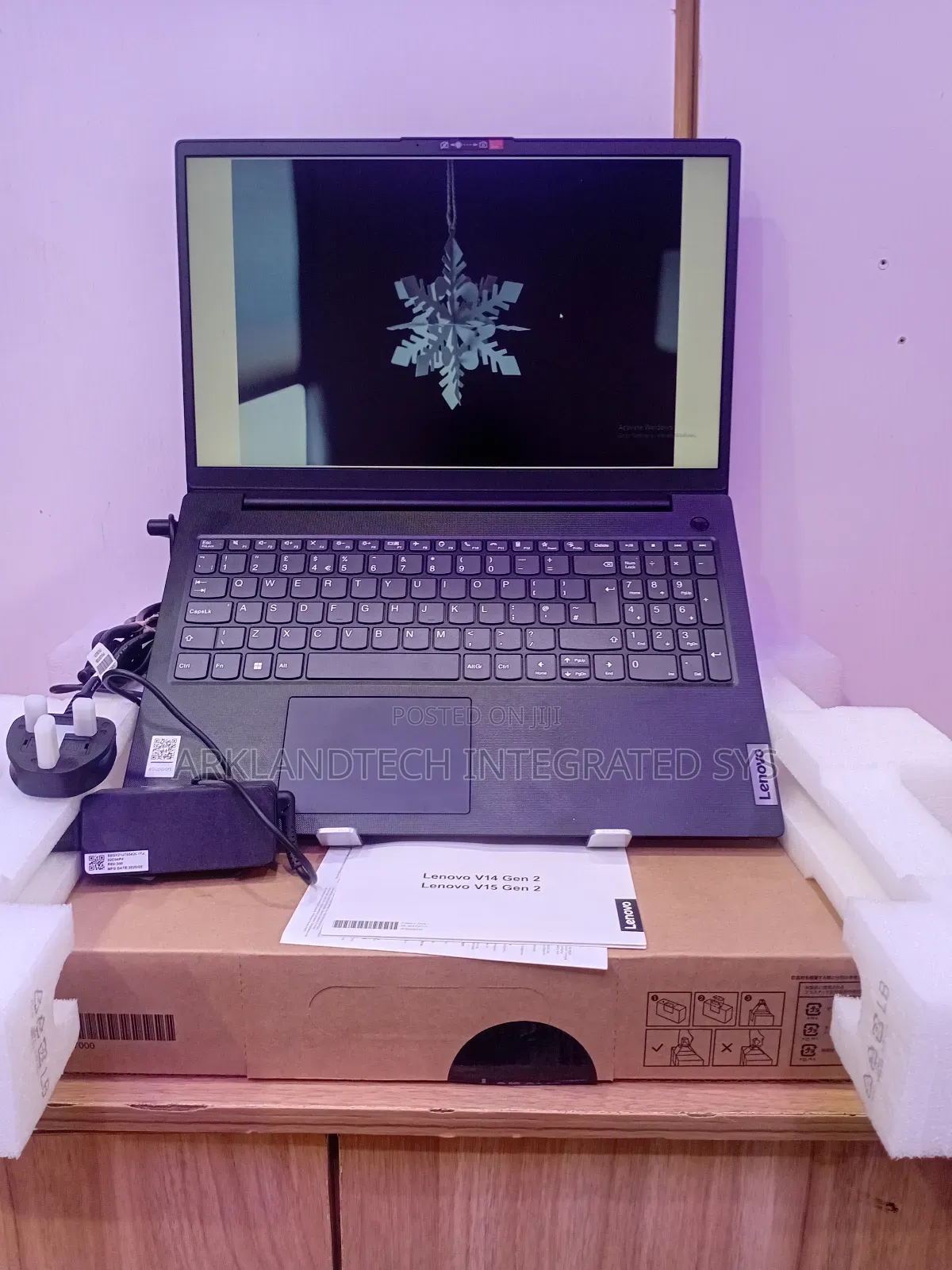 New Laptop Lenovo IdeaPad S12 8GB Intel Core i3 SSD 256GB