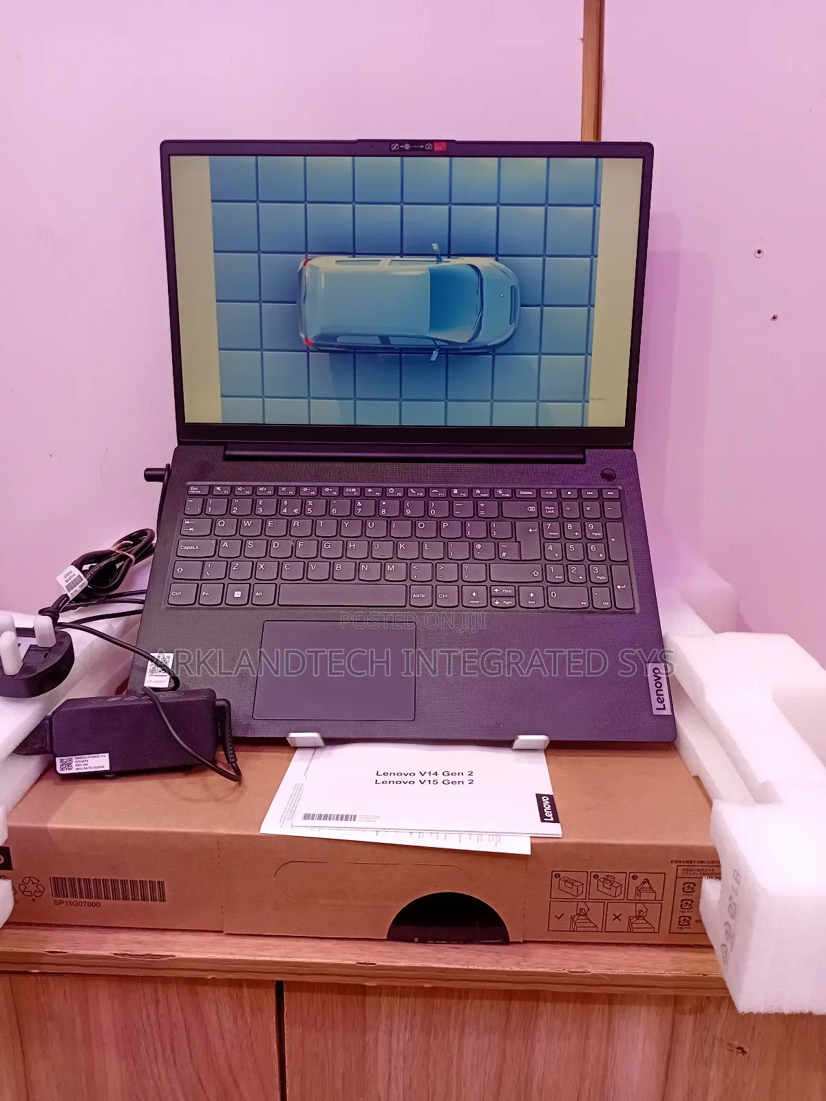 New Laptop Lenovo IdeaPad S206 8GB Intel Core i3 SSD 256GB