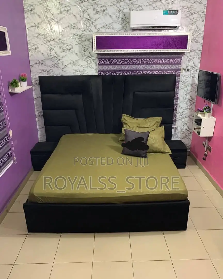 Quality Cotton Plain Color Bedsheet With 4 Pillow Cases