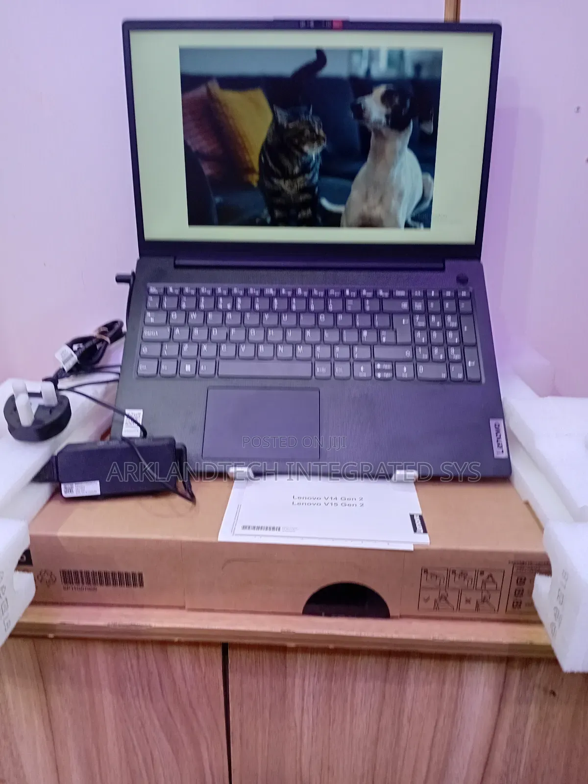 New Laptop Lenovo IdeaPad U110 8GB Intel Core i3 SSD 512GB