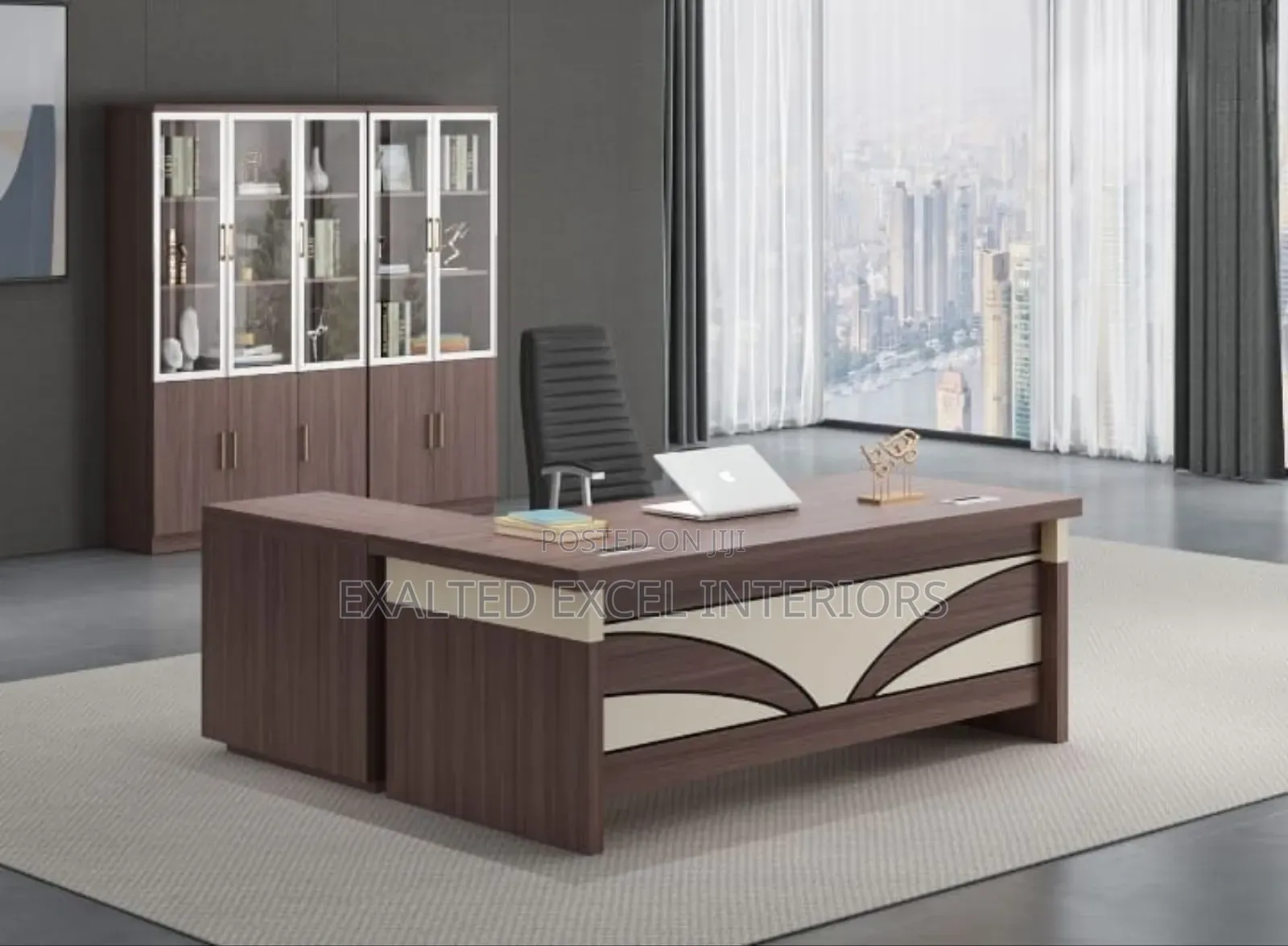 A Sleek Quality Imported Office Table