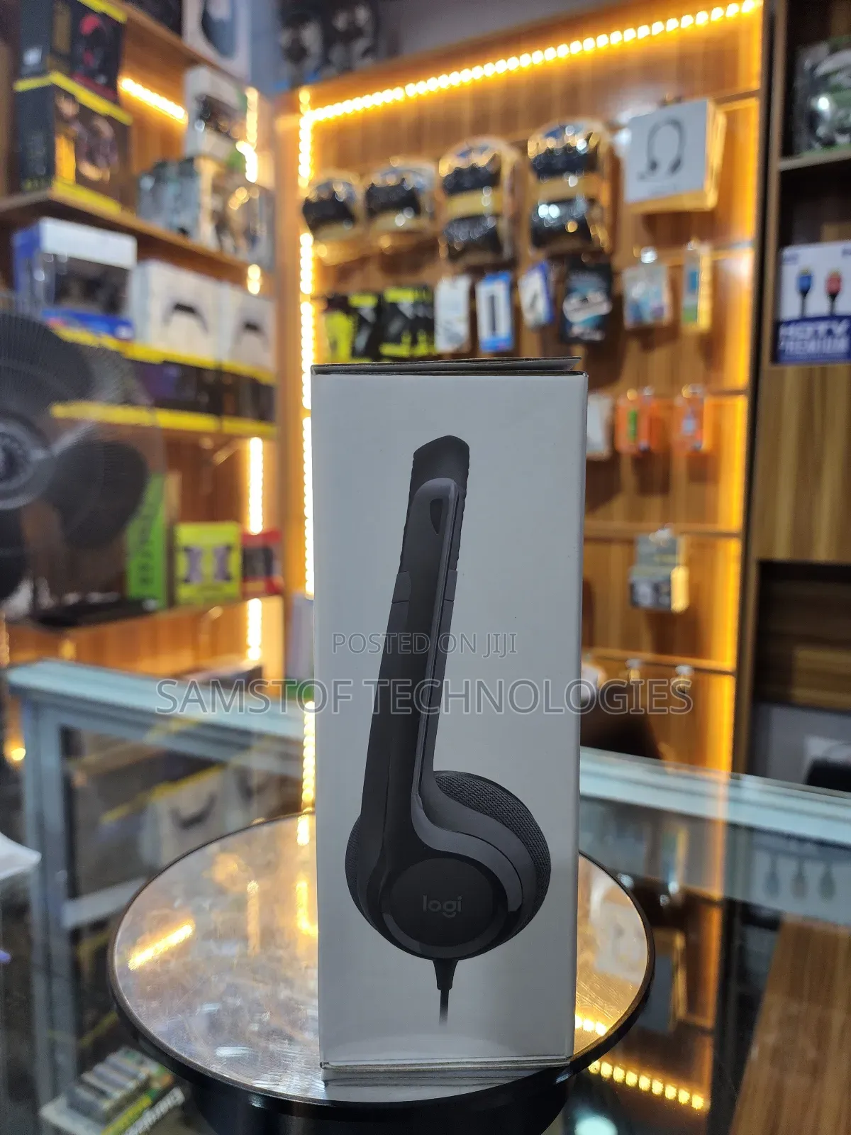 Logitech H390 Usb Headset With Noise Canceling Microphone