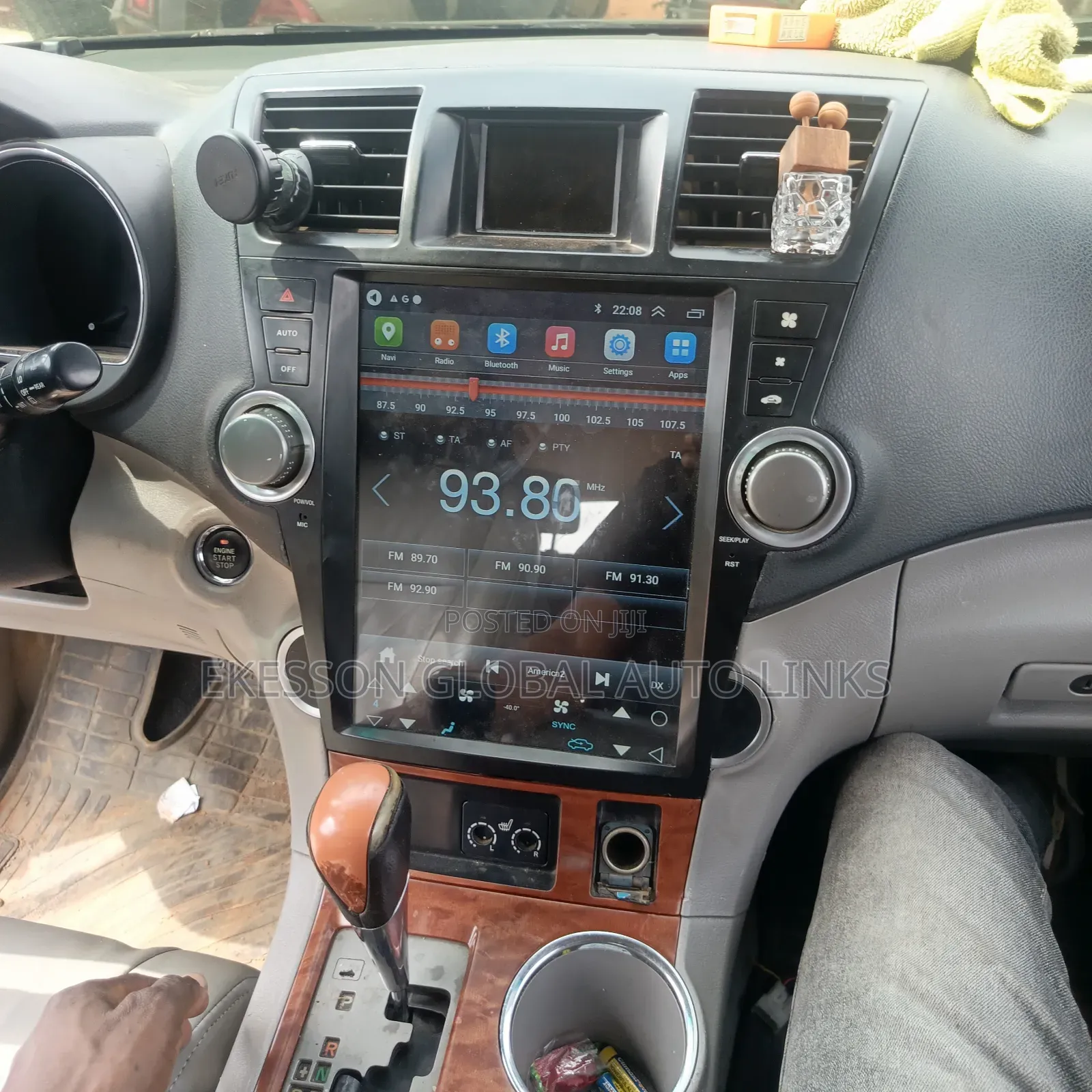 Highlander 2008-2012 Tesla Android Screen, With Reverse Camera And Gps