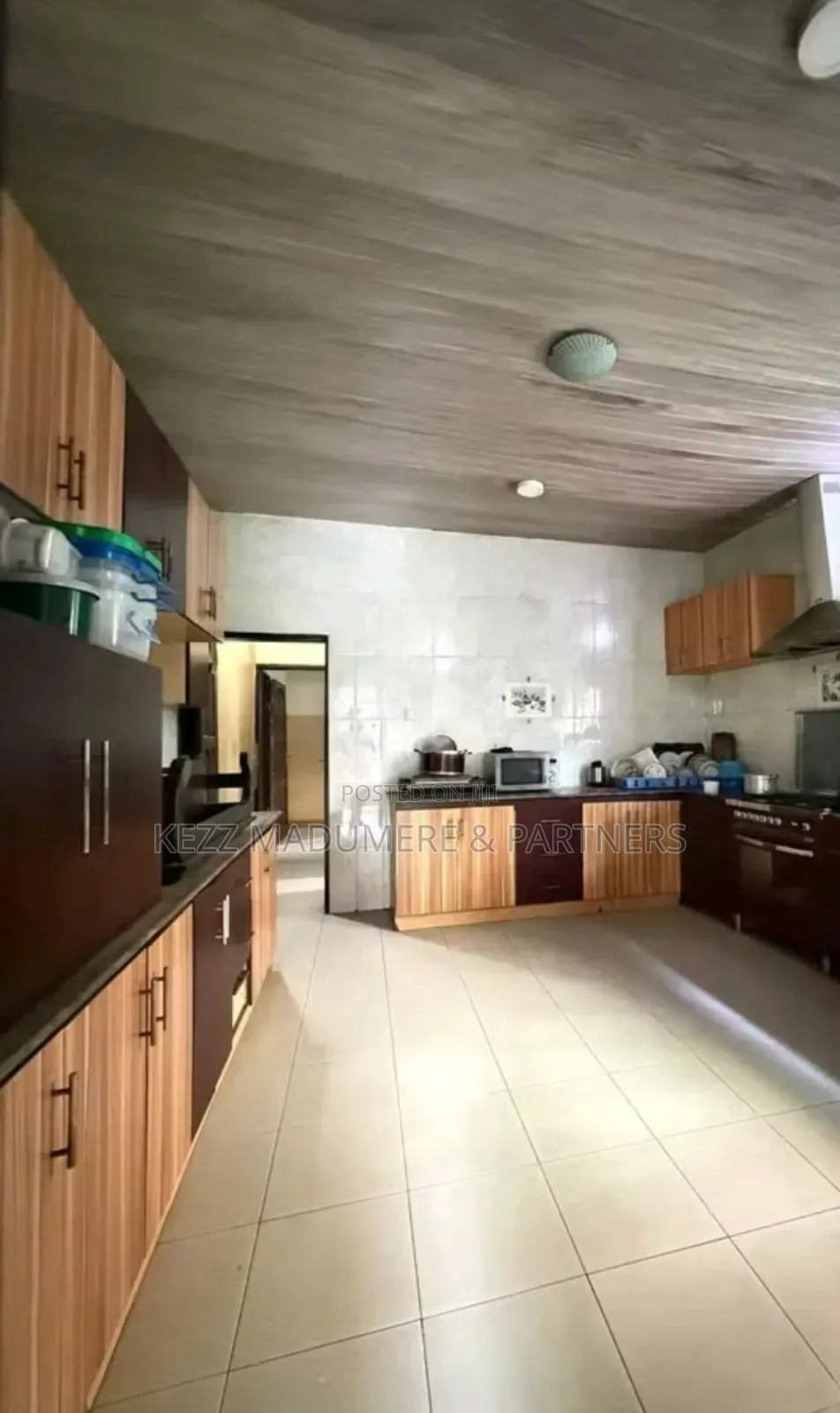 6bdrm Duplex in Rumuokwurushi , Port, Rumuokwurusi for sale
