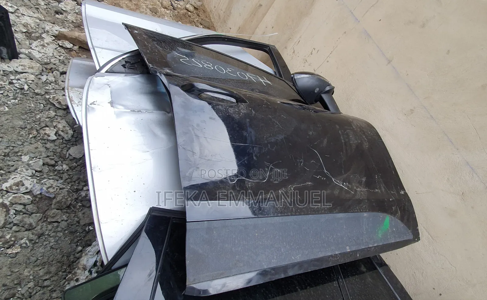 Door Porsche Macan