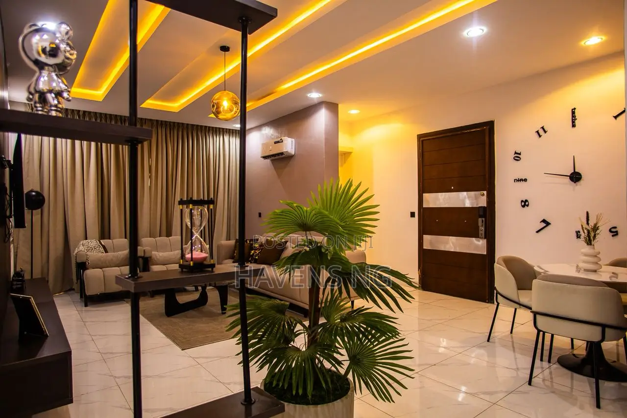Luxury 2-Bedroom Serviced Apartment