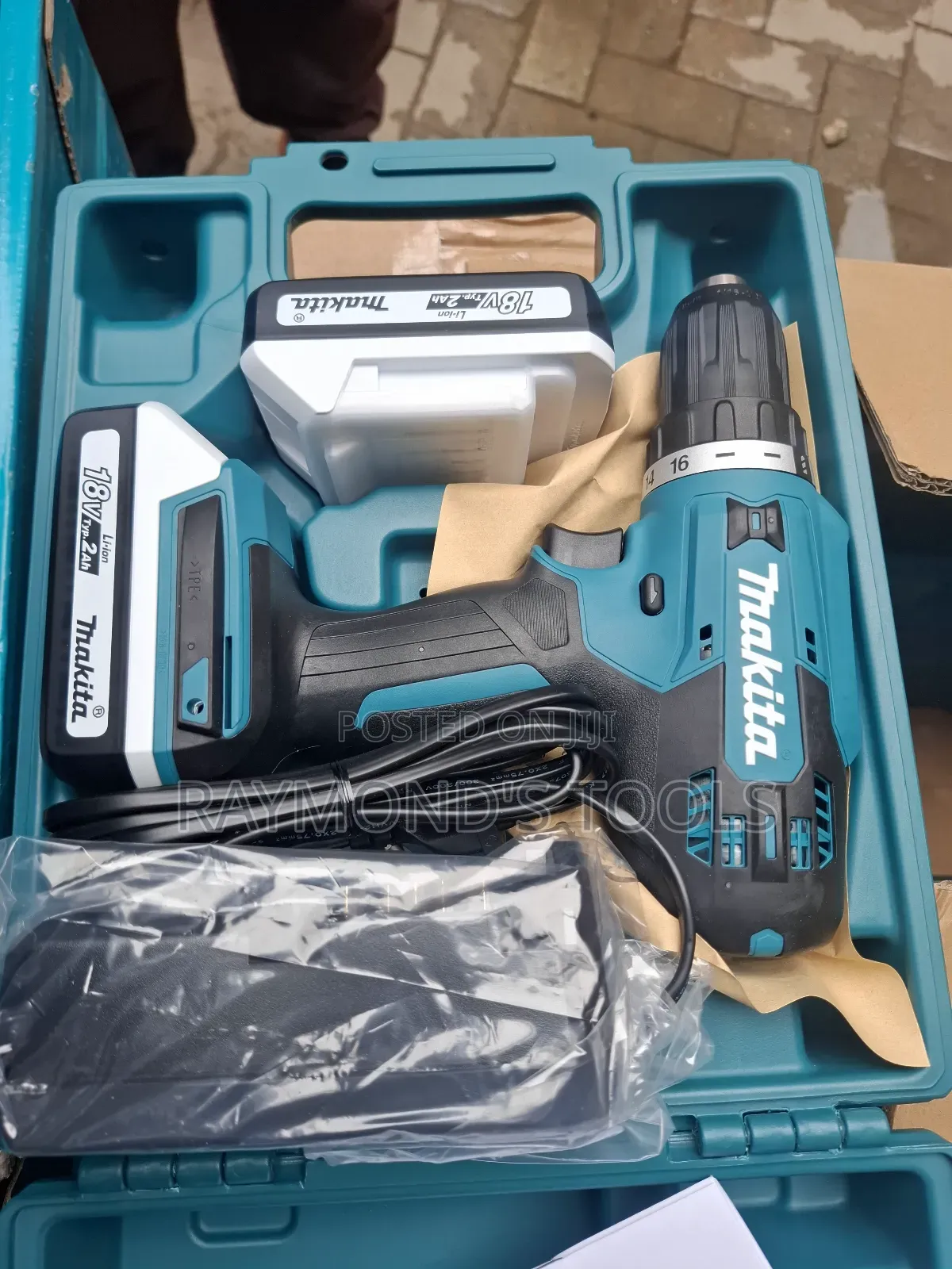 Makita Cordless Drill Drive 18voit Df488dwae