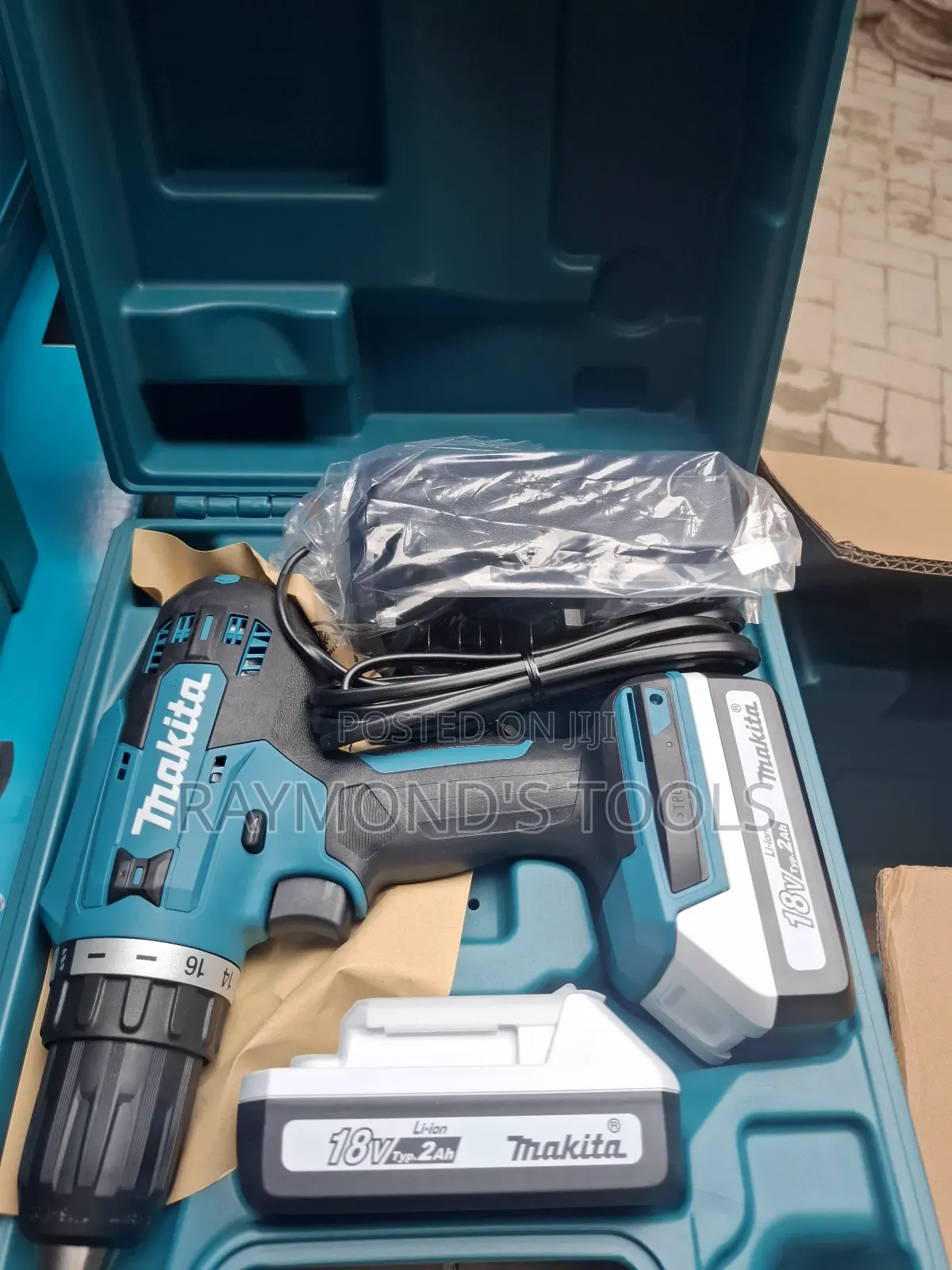 Makita Cordless Drill Drive 18voit Df488dwae