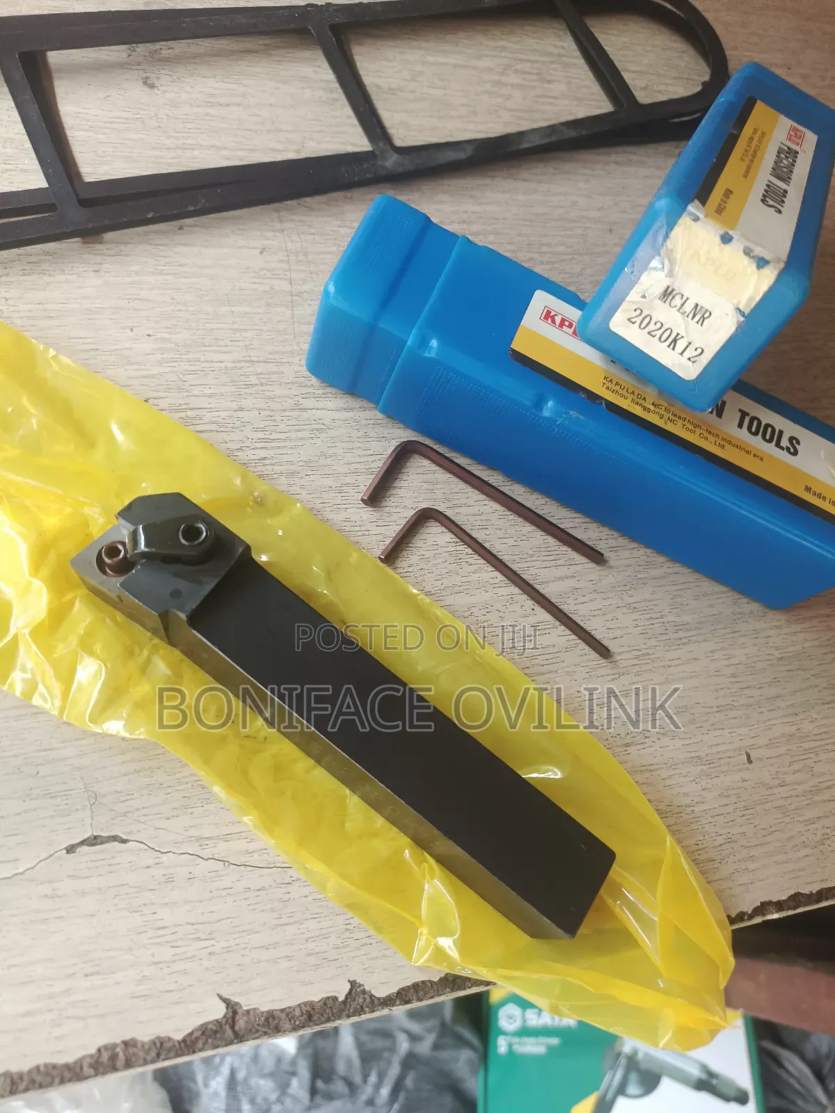 20×20 CNMG Insert Holder