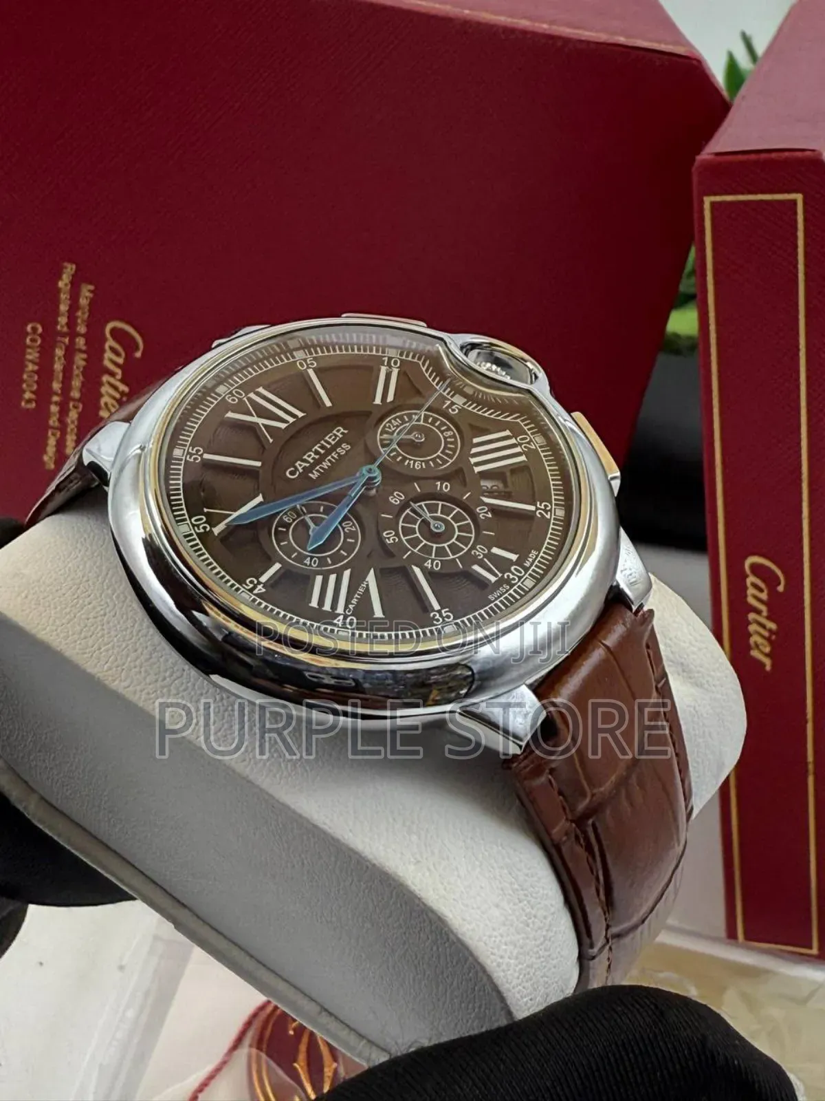 Cartier Roman Figure Dial Leather Chronograph Wristwatch