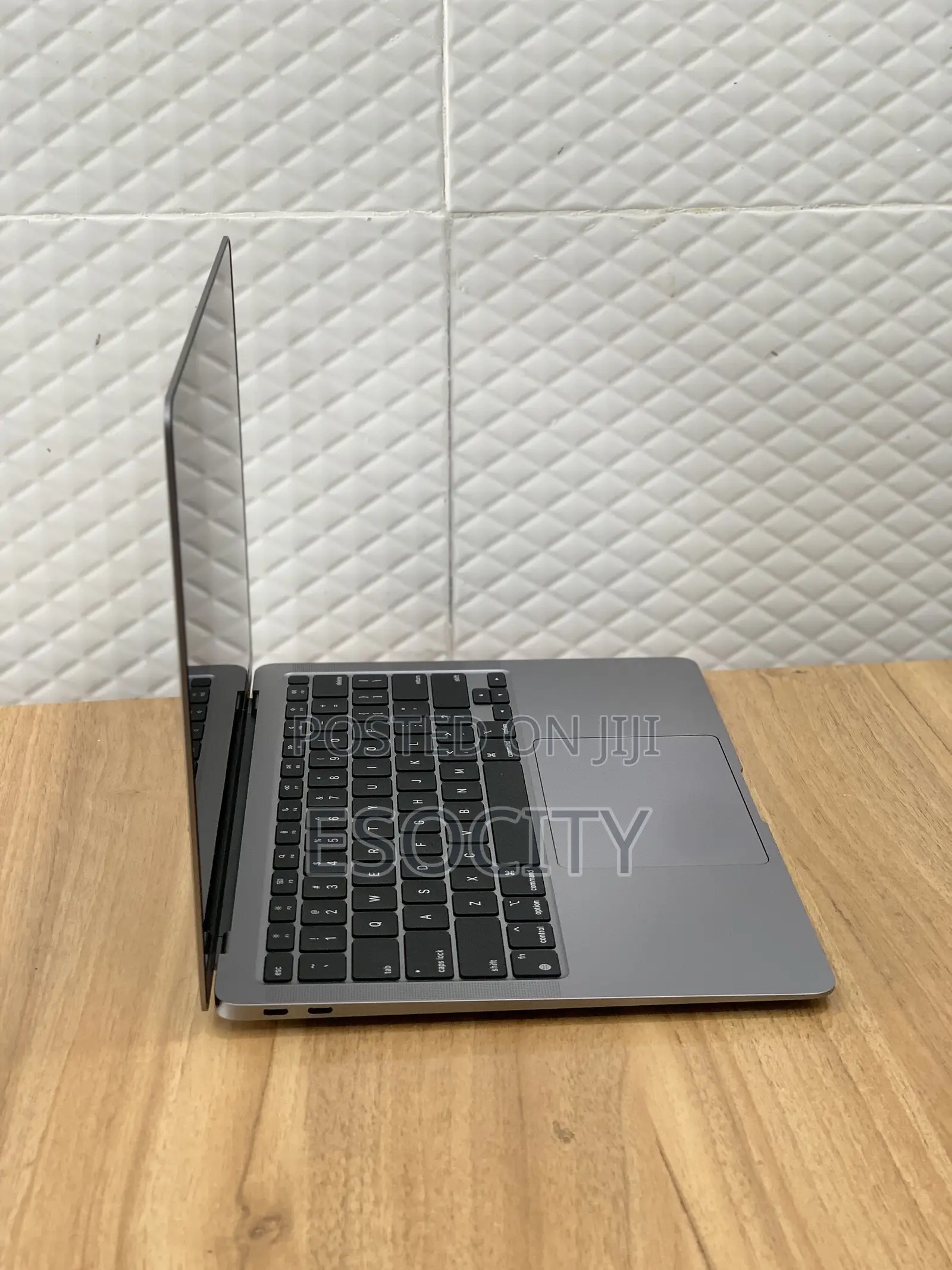 Laptop Apple MacBook Air 2020 M1 8GB Apple M1 SSD 256GB