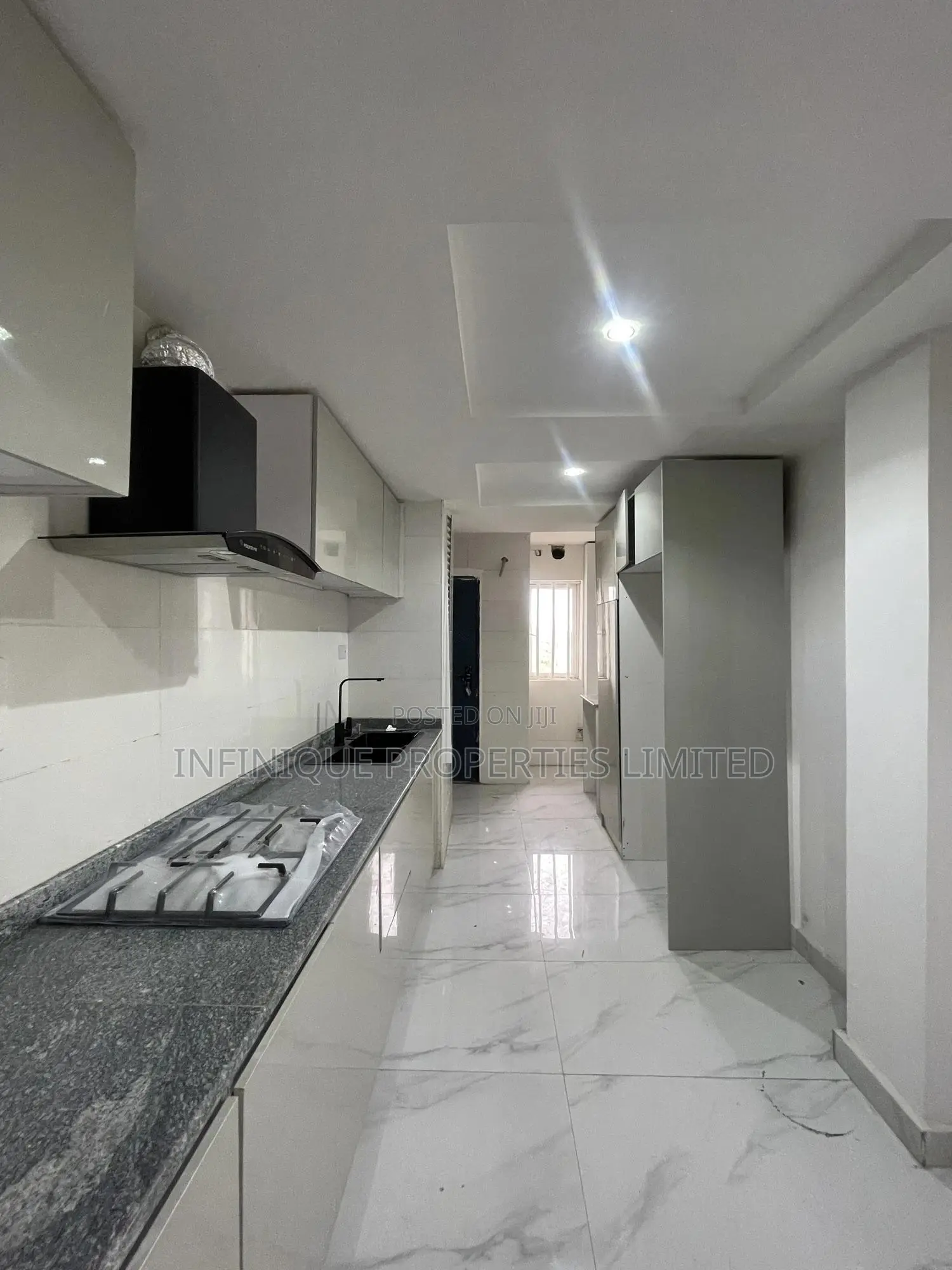 3bdrm Apartment in Ikoyi for sale