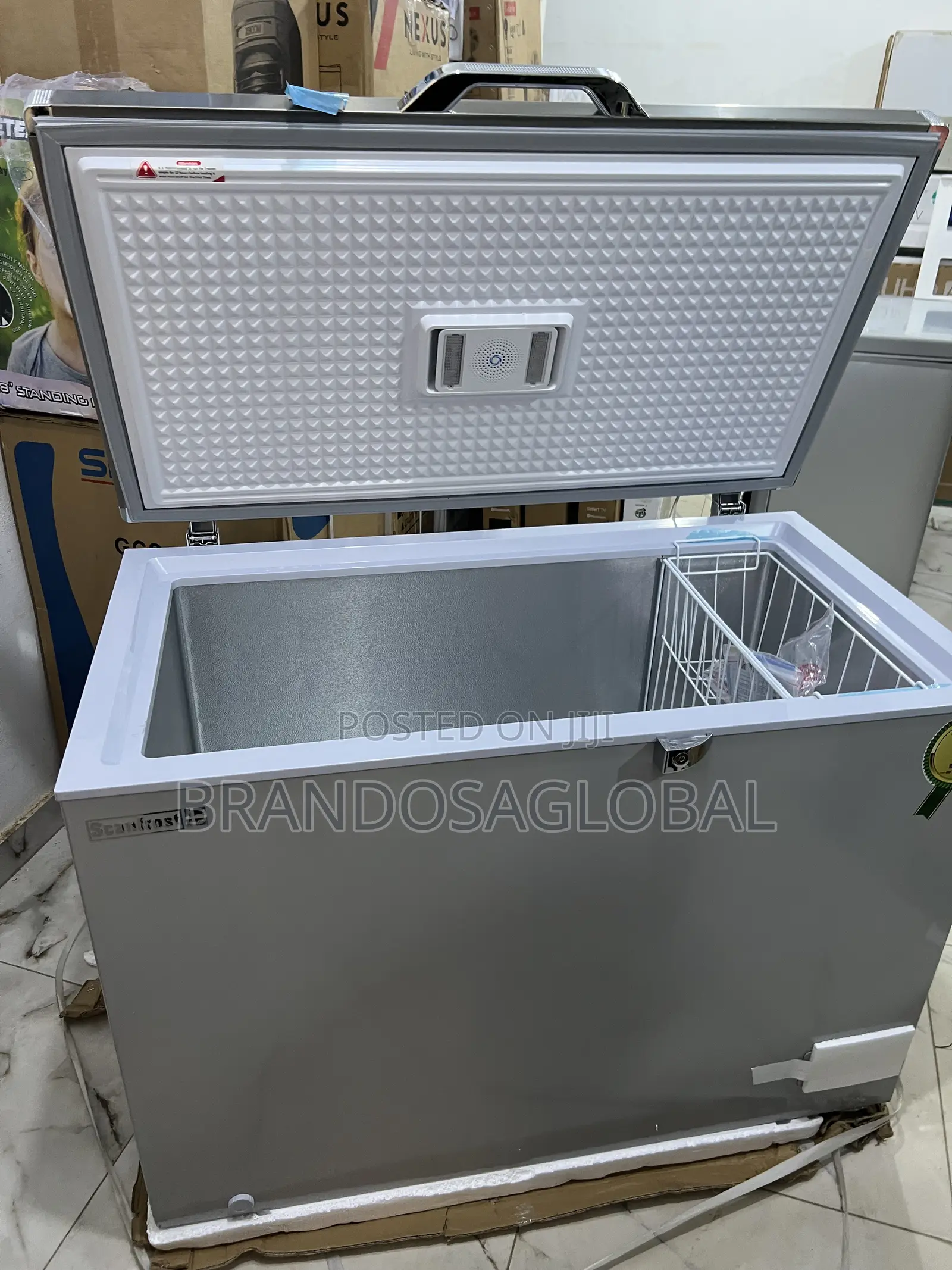 Scanfrost Chest Freezer 300l–Long Cooling Retention After Power Outage