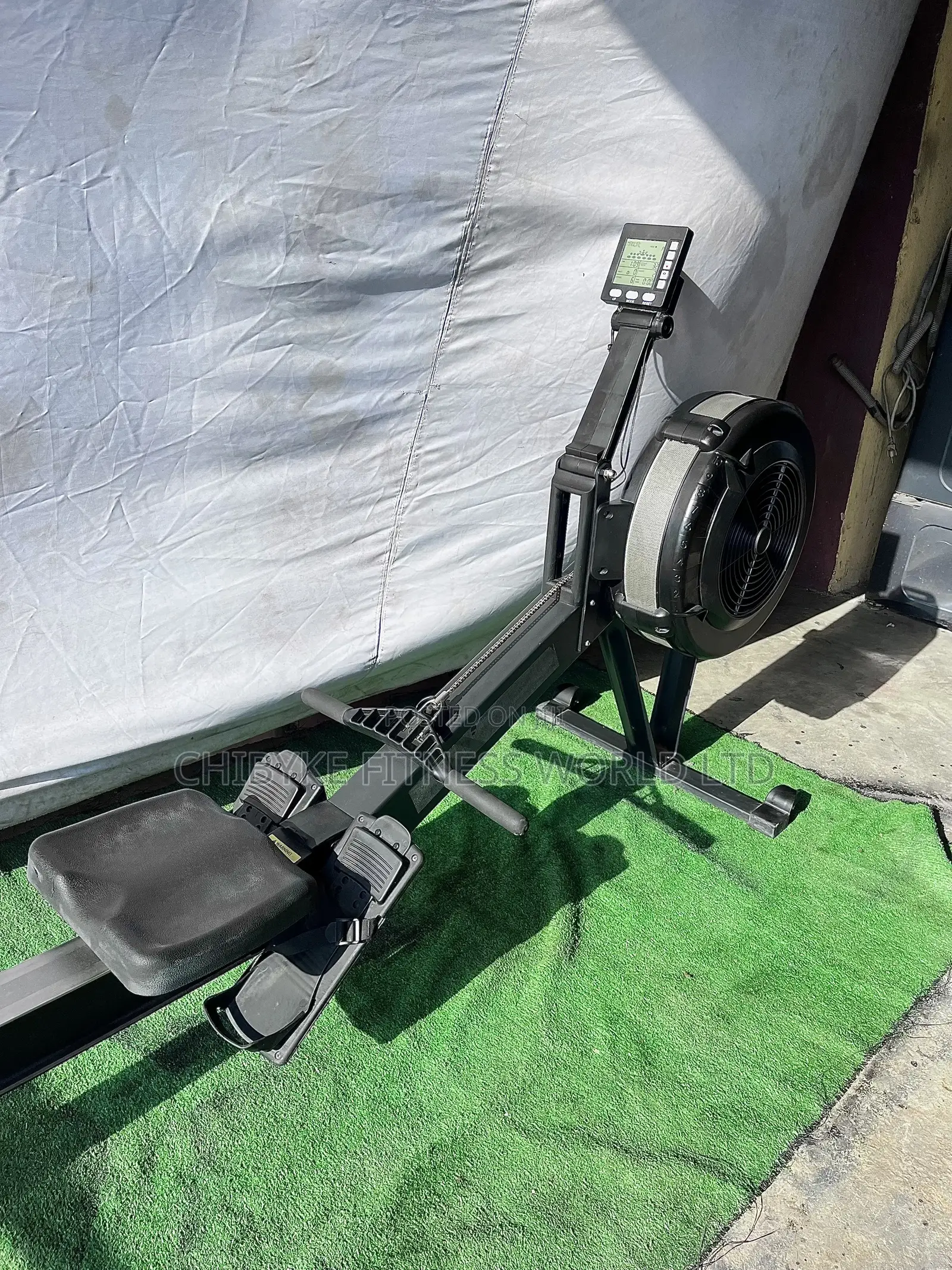 Commercial Rowing Machine