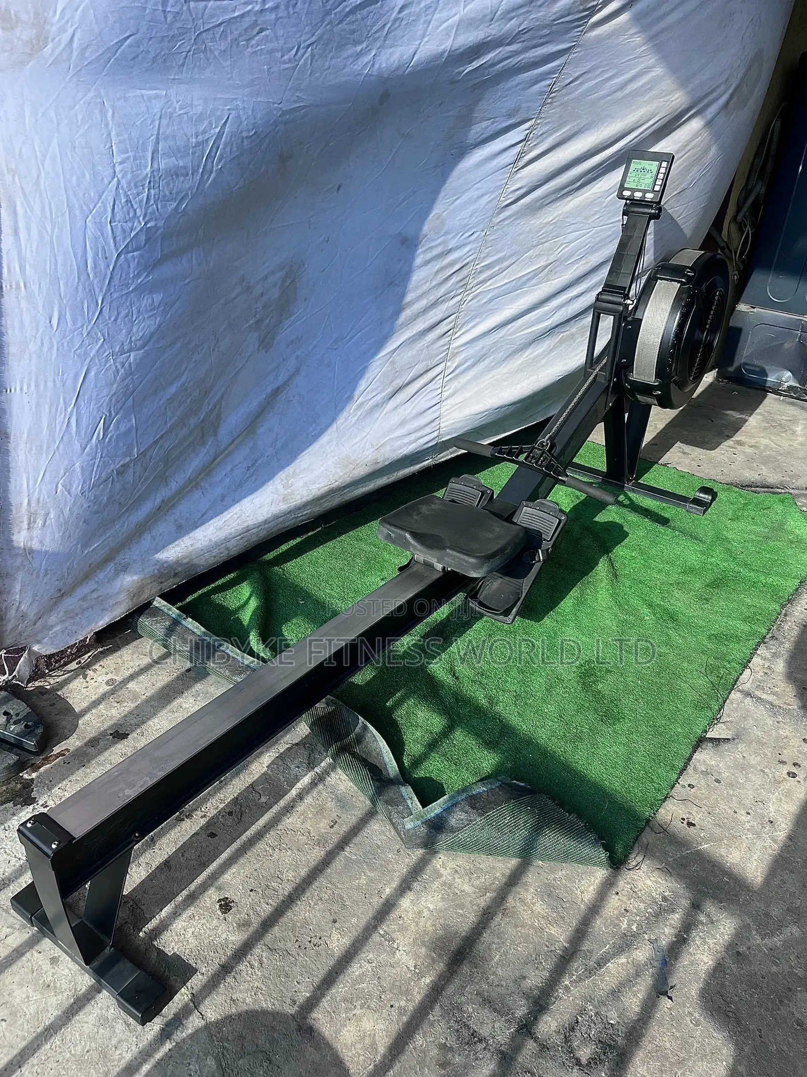 Commercial Rowing Machine