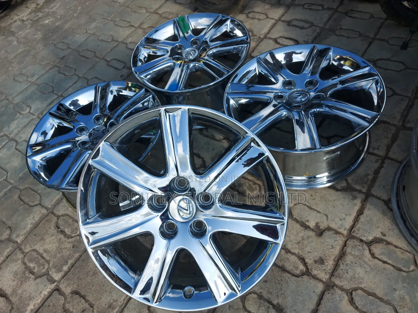 17rim Chrome for Lexus Es350!