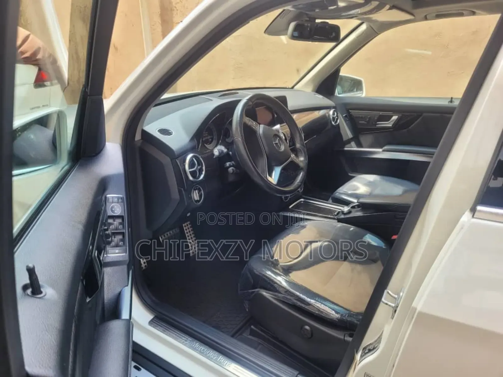 Mercedes-Benz GLK-Class 350 4MATIC 2013 White
